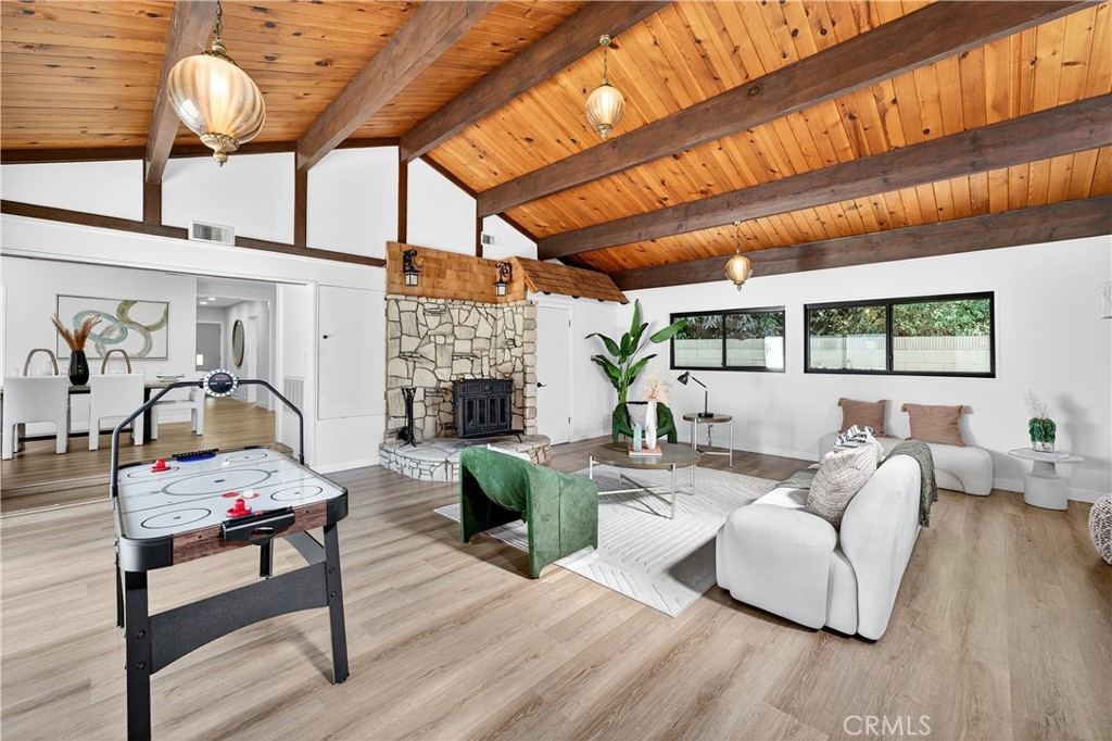 Anaheim, California, 92805, United States, 3 Bedrooms Bedrooms, ,3 BathroomsBathrooms,Residential,For Sale,1927915