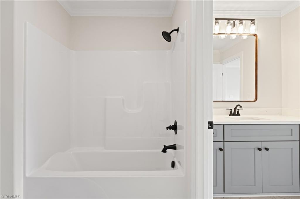 Lexington, North Carolina, 27295, United States, 3 Bedrooms Bedrooms, ,3 BathroomsBathrooms,Residential,For Sale,1840545