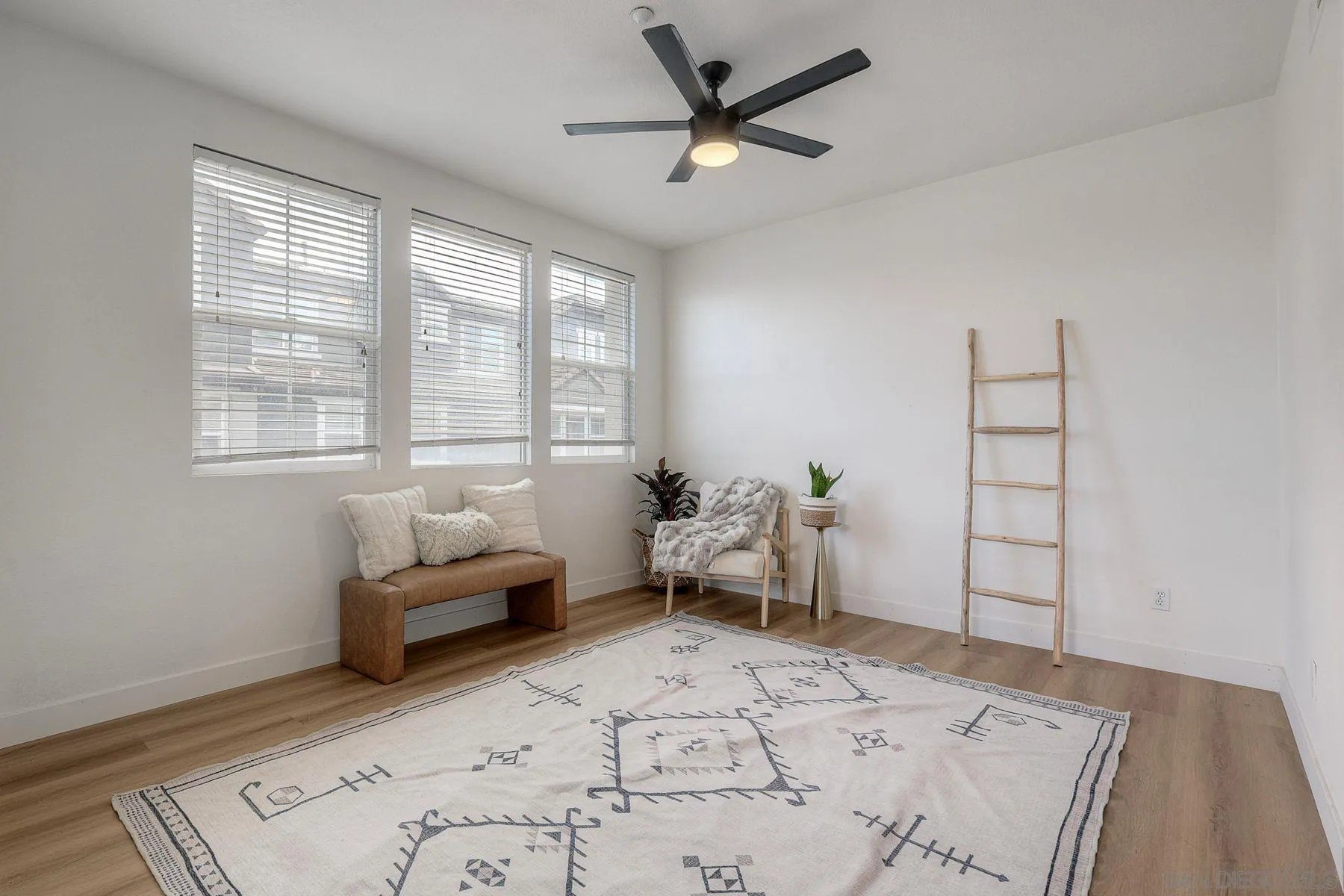 San Diego, California, 92071, United States, 2 Bedrooms Bedrooms, ,3 BathroomsBathrooms,Residential,For Sale,1997470