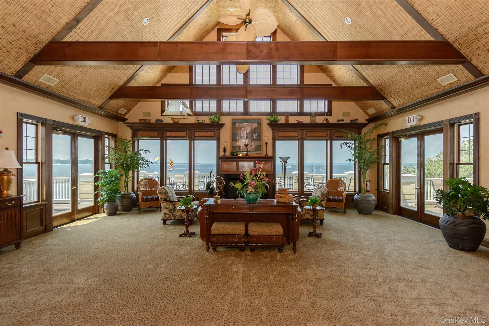  62 Pembroke Drive, Glen Cove, NY, 11542 - 物件實景