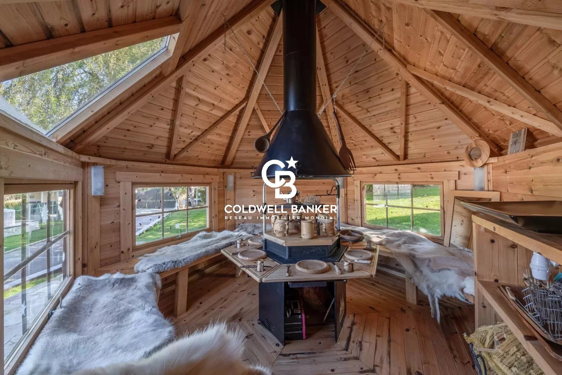 Montagnole, Auvergne-Rhône-Alpes, 73000, FR, 6 Bedrooms Bedrooms, ,2 BathroomsBathrooms,Residential,For Sale,1994353