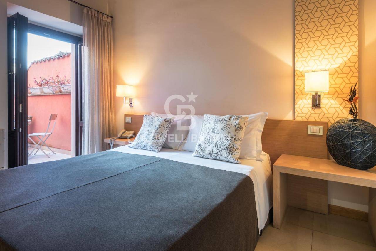 Ragusa, Ragusa, 97100, IT, 11 Bedrooms Bedrooms, ,11 BathroomsBathrooms,Residential,For Sale,1686874