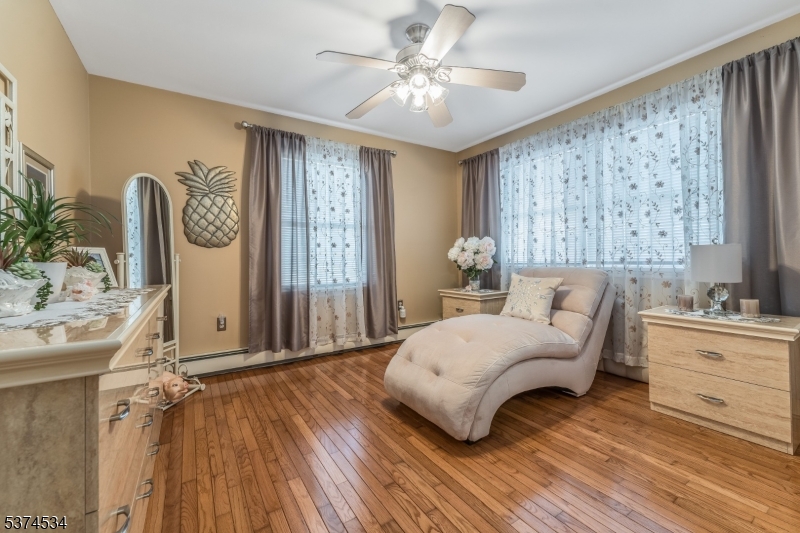 Readington Twp., New Jersey, 08853, United States, 3 Bedrooms Bedrooms, ,3 BathroomsBathrooms,Residential,For Sale,1903743