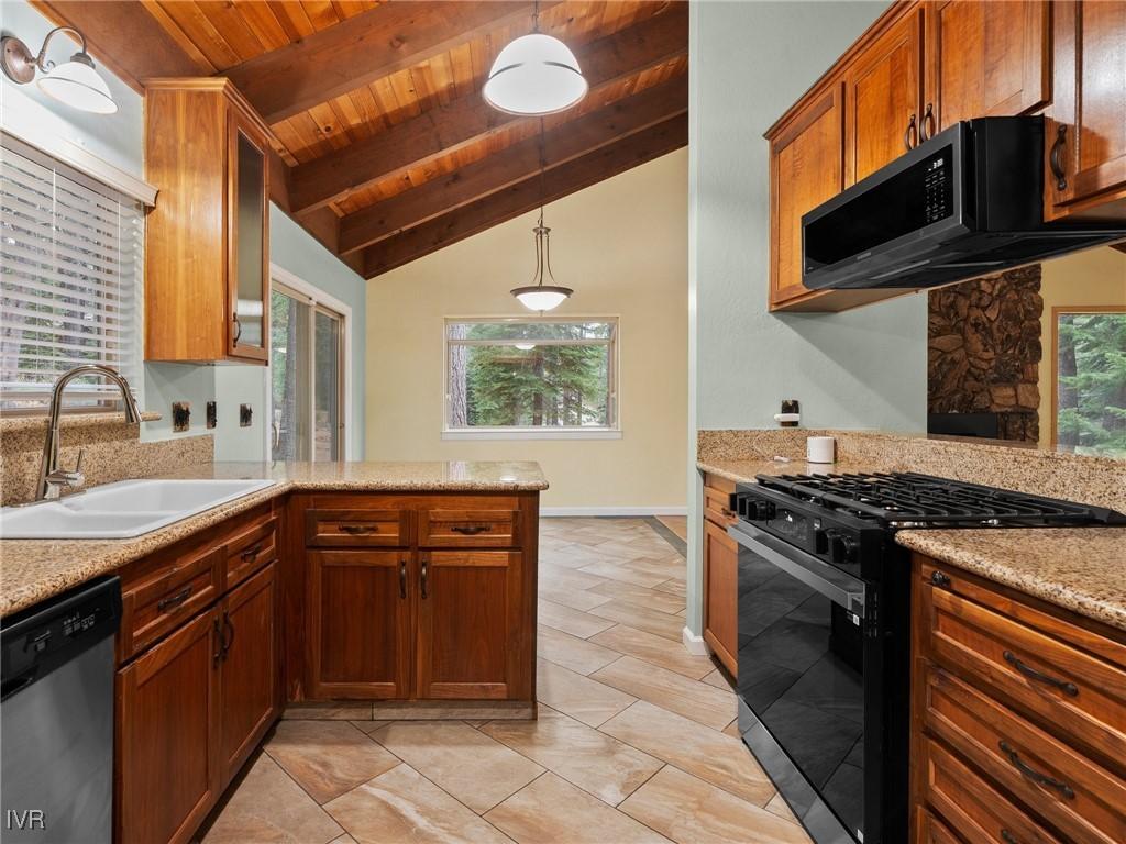 Town Out Of Area, California, 96150, United States, 3 Bedrooms Bedrooms, ,2 BathroomsBathrooms,Residential,For Sale,1970083