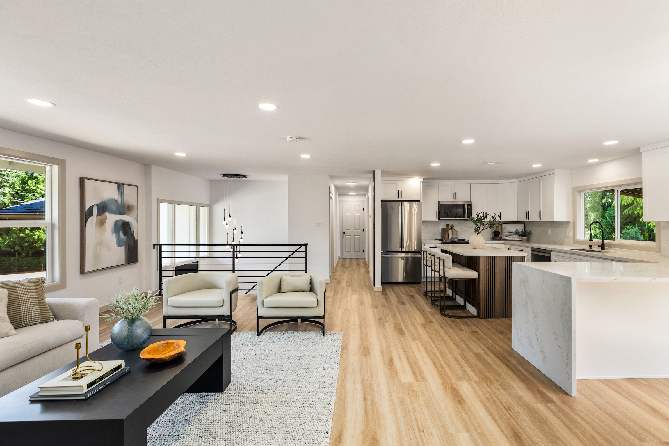  Renovated Modern Comfort in Lake Stevens - 物件實景