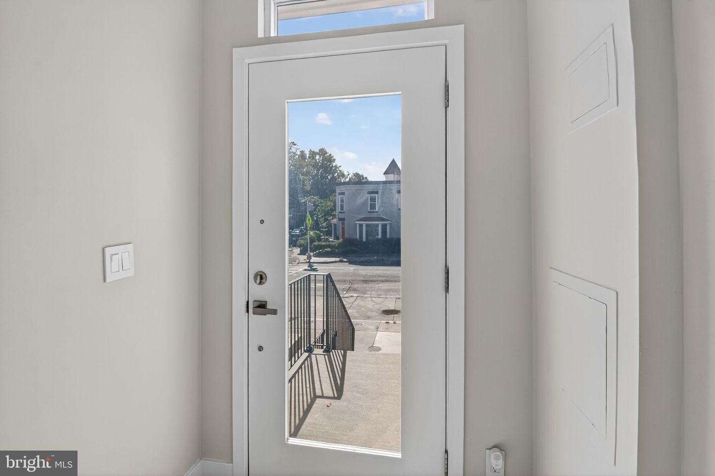Washington, District of Columbia, 20010, United States, 3 Bedrooms Bedrooms, ,3 BathroomsBathrooms,Residential,For Sale,1938669