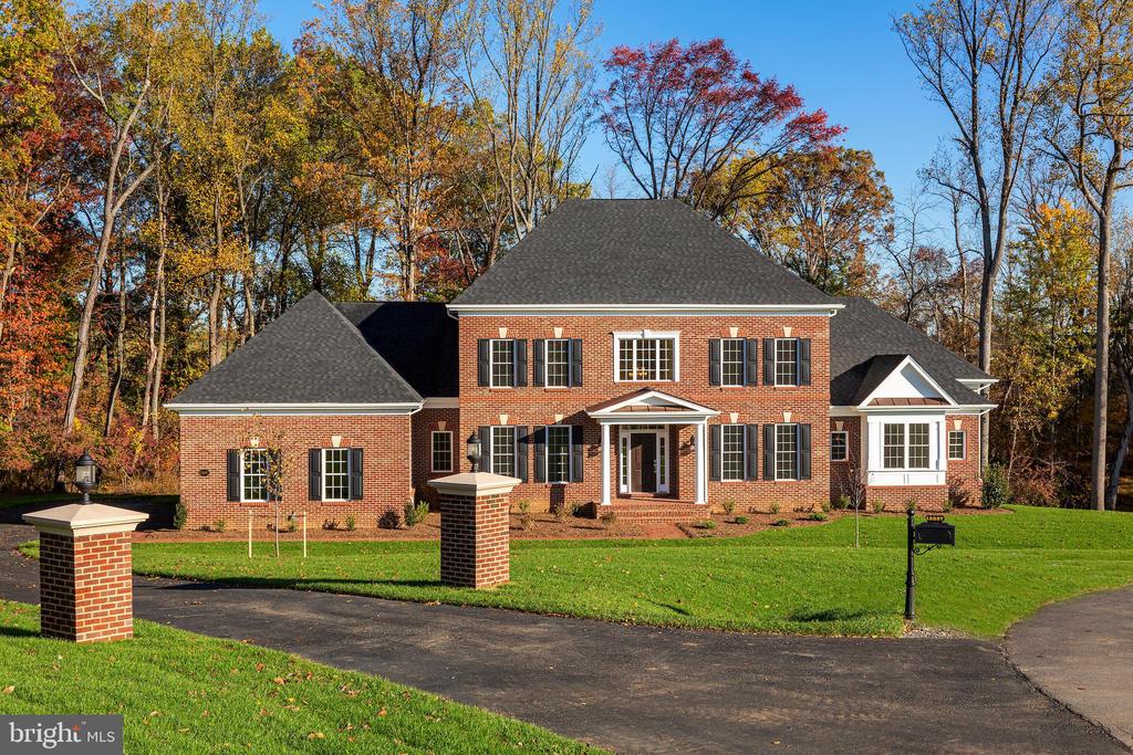 4627 Fairfax Manor Court, Chantilly, Virginia, 20151, United States, 4 Bedrooms Bedrooms, ,6 BathroomsBathrooms,Residential,For Sale,4627 Fairfax Manor Court,1430210