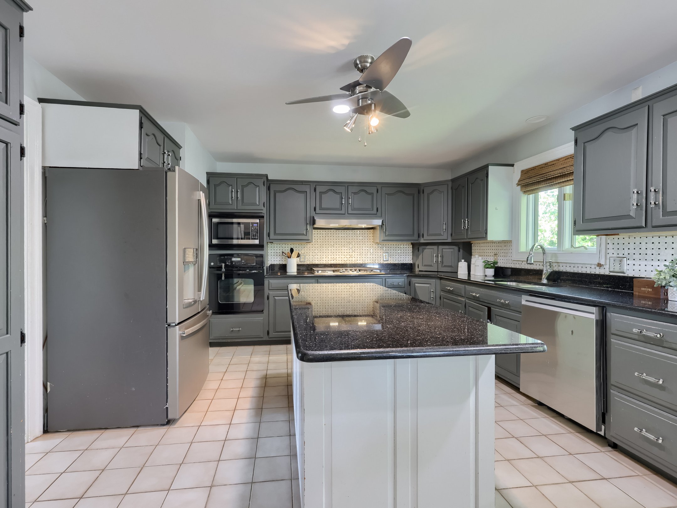  2144 Saddleridge Rd, Lancaster, PA 17601 - 物件實景