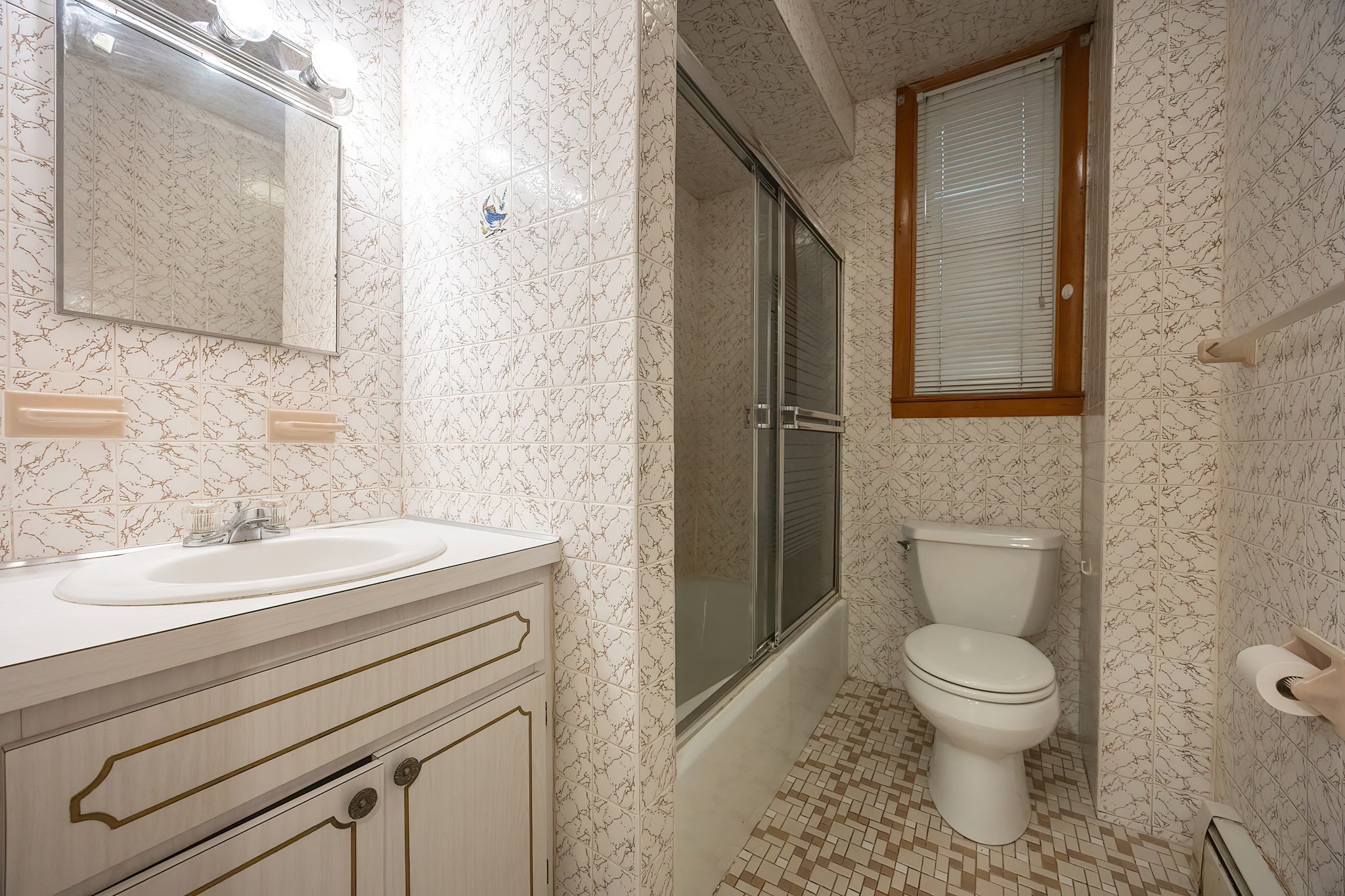 East Boston, Massachusetts, 02128, United States, 3 Bedrooms Bedrooms, ,3 BathroomsBathrooms,Residential,For Sale,1910714
