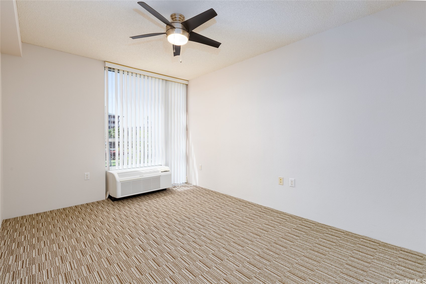 Honolulu, Hawaii, 96825, United States, 2 Bedrooms Bedrooms, ,2 BathroomsBathrooms,Residential,For Sale,1875289