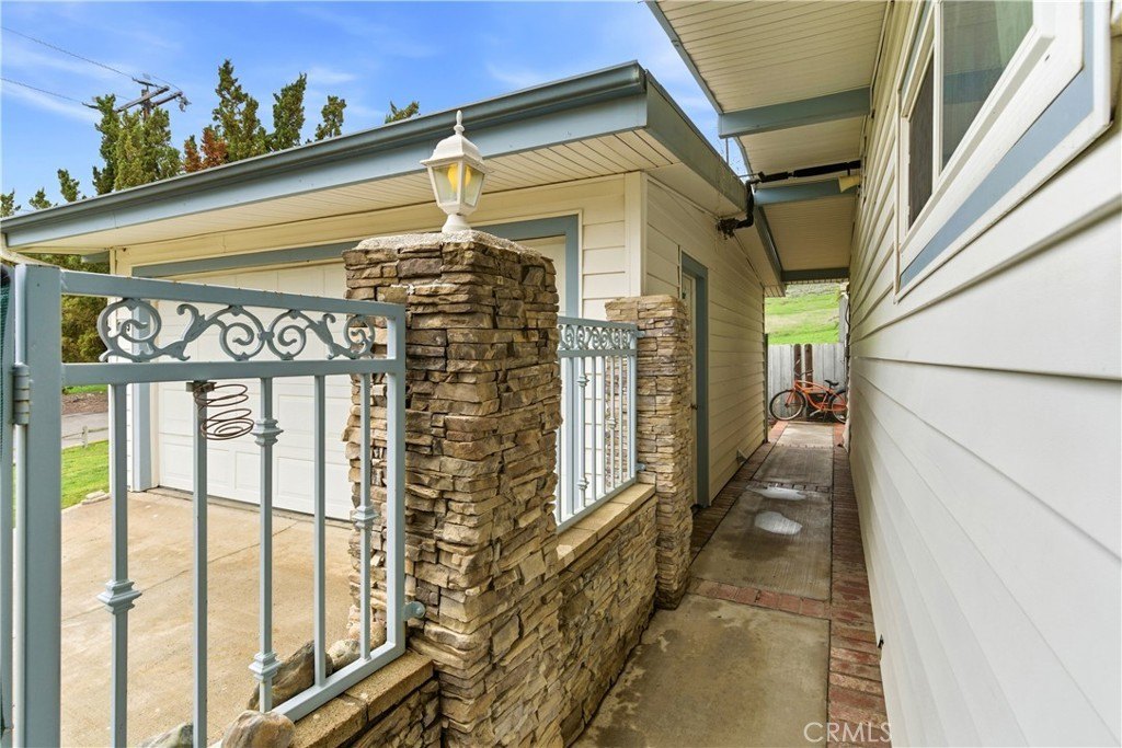 Jurupa Valley, California, 92509, United States, 4 Bedrooms Bedrooms, ,3 BathroomsBathrooms,Residential,For Sale,2044846