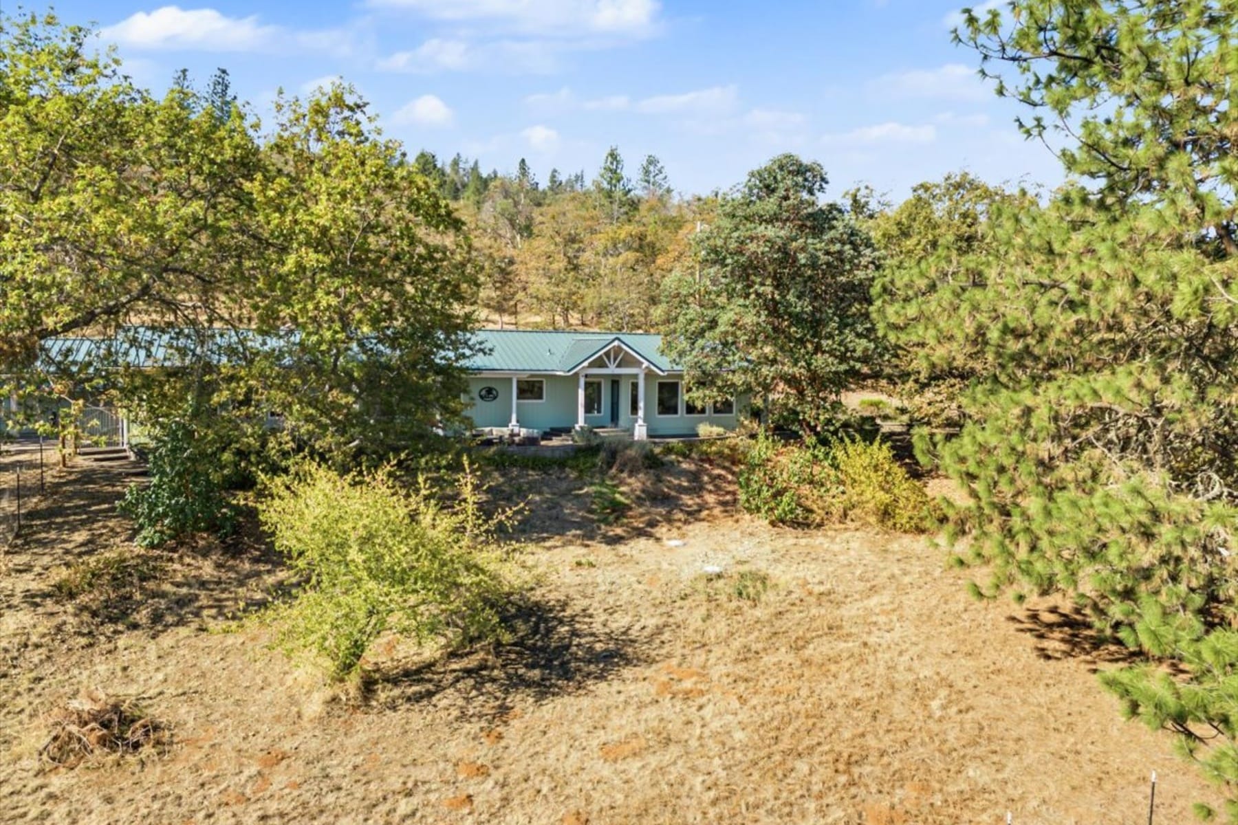  2094 Knowles Road Medford, OR 97501 - 物件實景