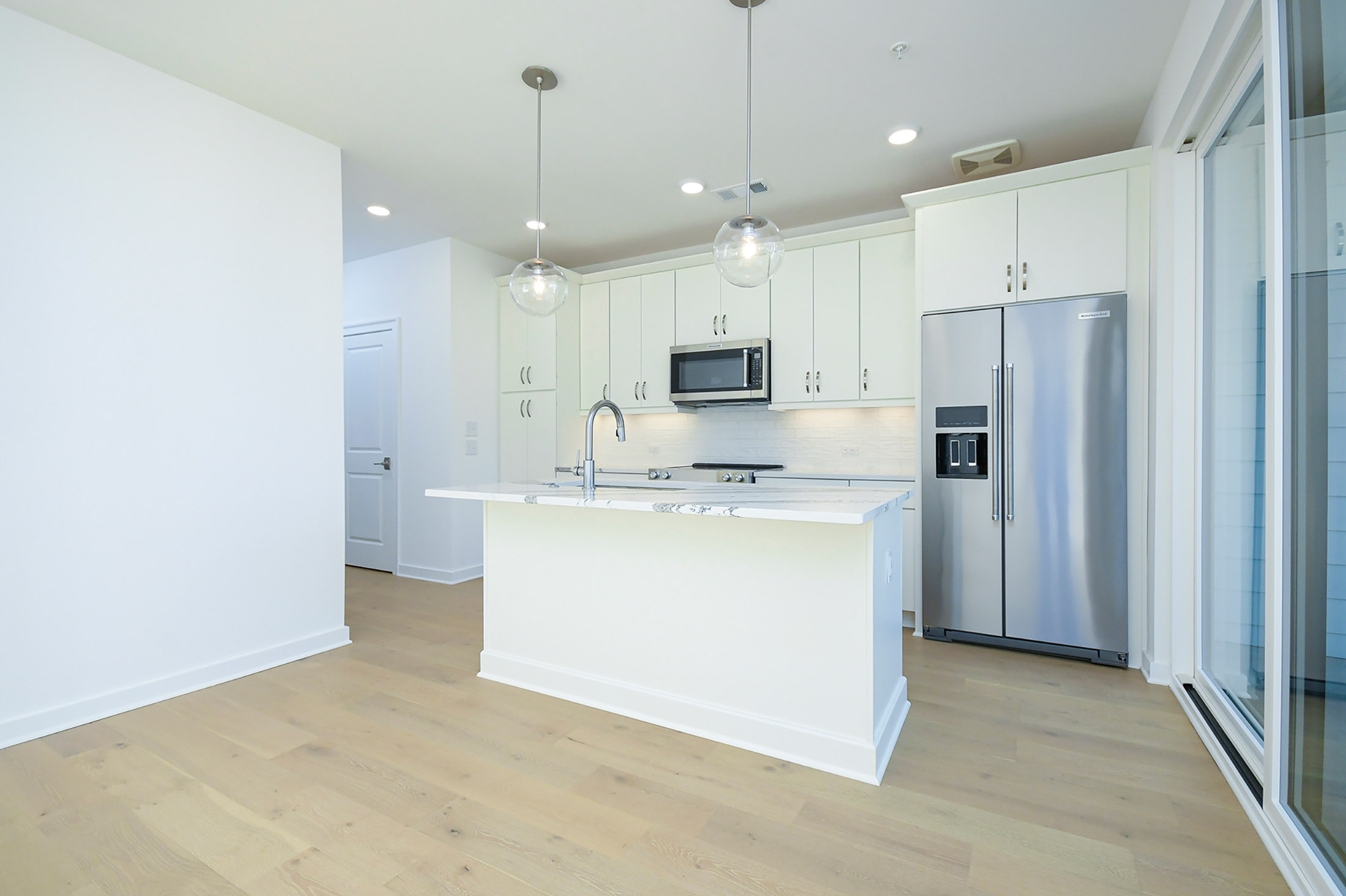  modern luxury in the heart of grant  park - 物件實景