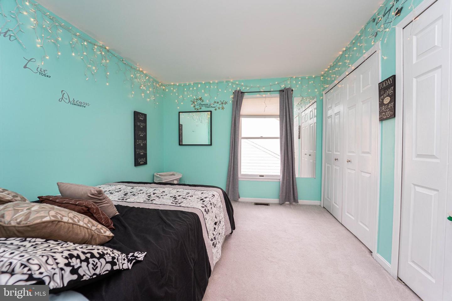 Annapolis, Maryland, 21403, United States, 4 Bedrooms Bedrooms, ,3 BathroomsBathrooms,Residential,For Sale,1988002