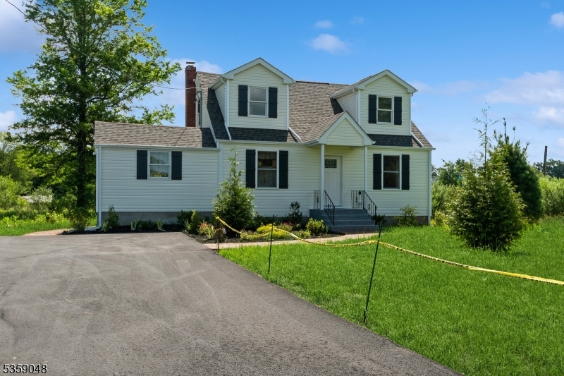 Franklin Twp., New Jersey, 08825, United States, 2 Bedrooms Bedrooms, ,3 BathroomsBathrooms,Residential,For Sale,1820941