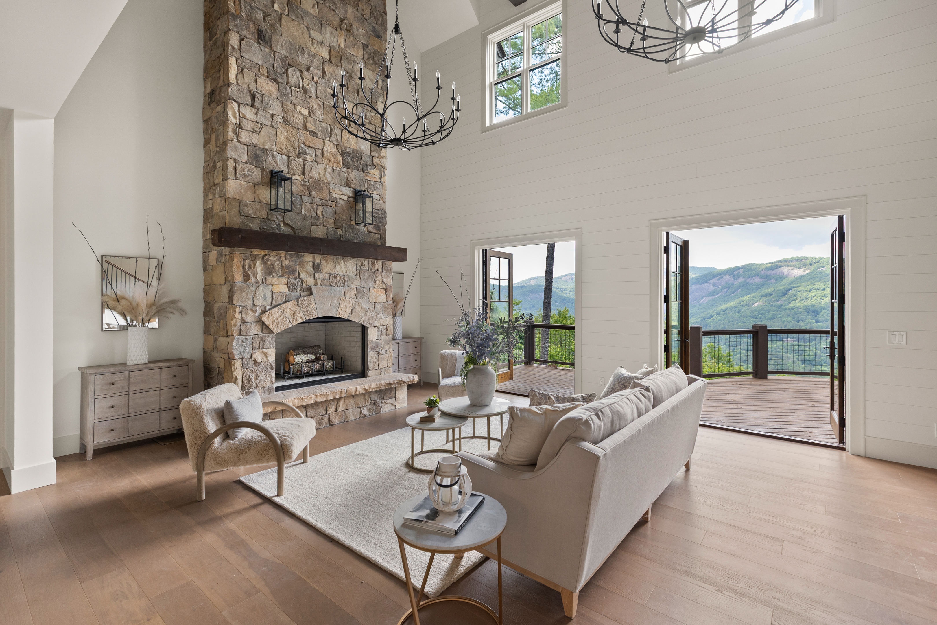 343 Ledgeview Road, Cedar Hill - 物件實景