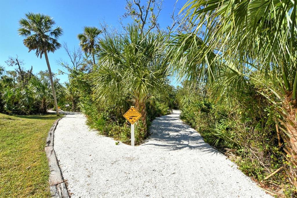 Bradenton, Florida, 34201, United States, 2 Bedrooms Bedrooms, ,2 BathroomsBathrooms,Residential,For Sale,1961743