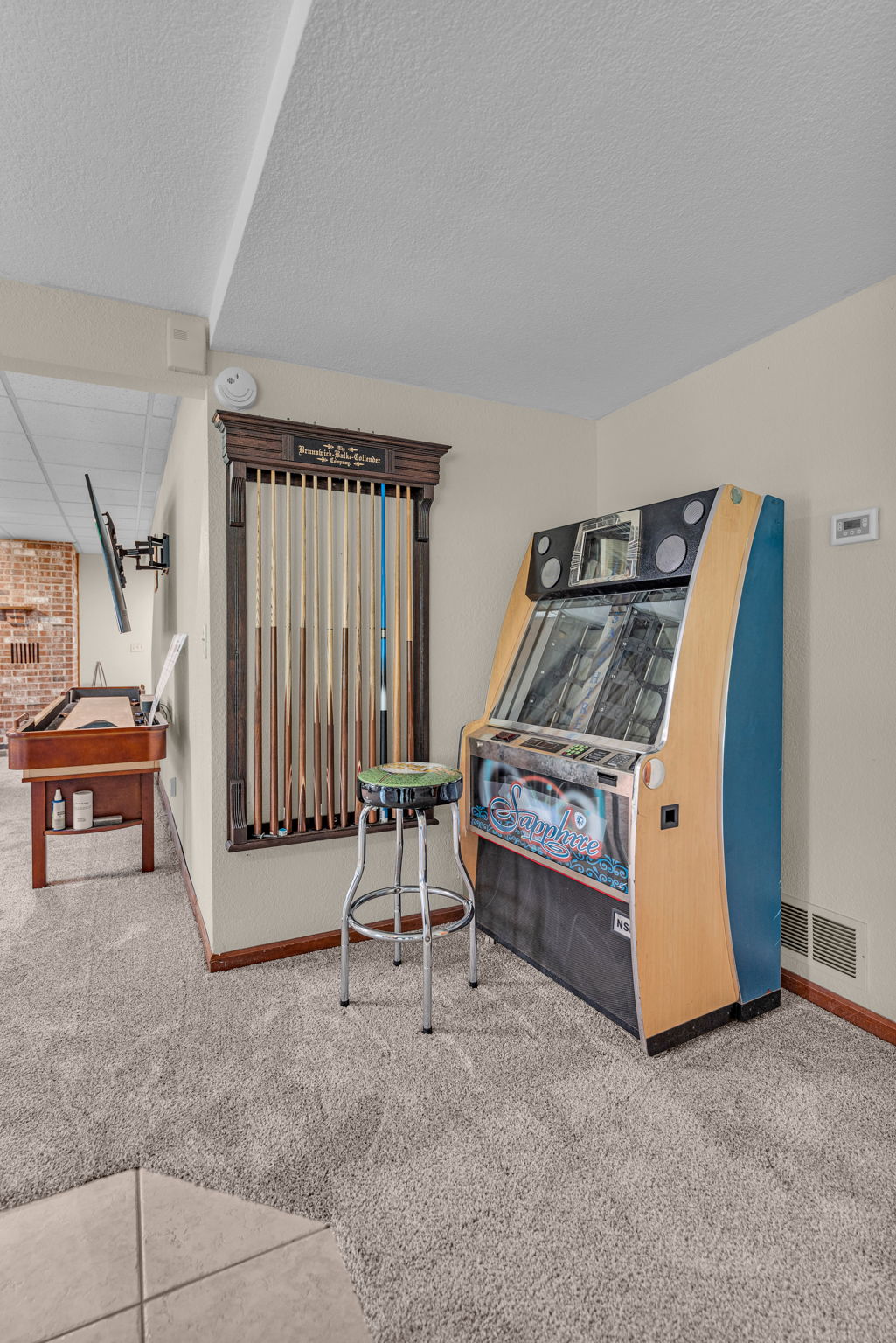Topeka, Kansas, 66615, United States, 4 Bedrooms Bedrooms, ,8 BathroomsBathrooms,Residential,For Sale,1848877