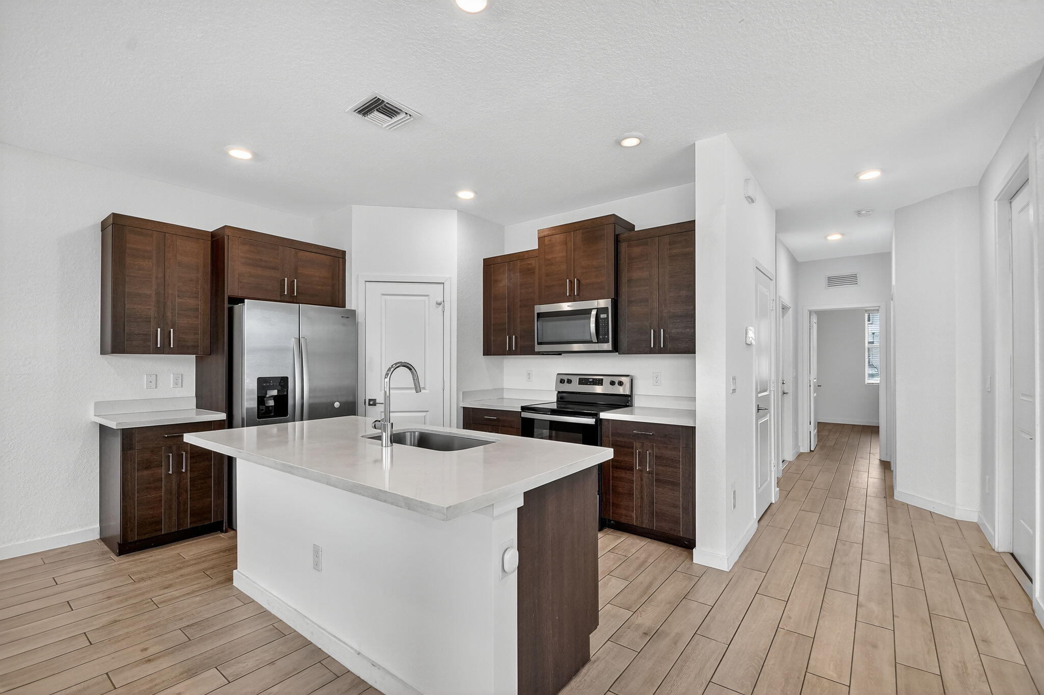 Lake Worth, Florida, 33467, United States, 4 Bedrooms Bedrooms, ,3 BathroomsBathrooms,Residential,For Sale,1819485