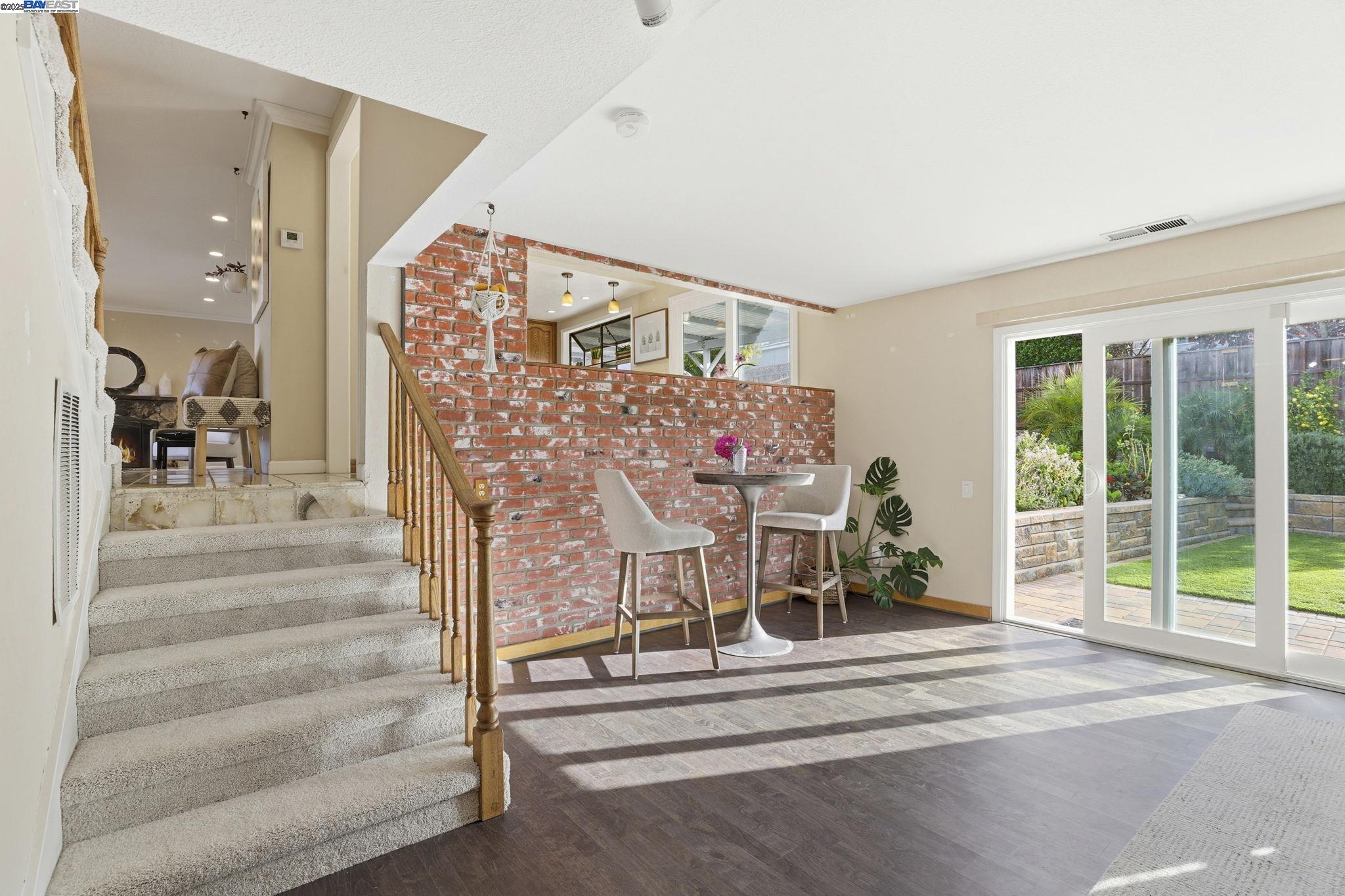 Pleasanton, California, 94566, United States, 4 Bedrooms Bedrooms, ,2 BathroomsBathrooms,Residential,For Sale,1988174