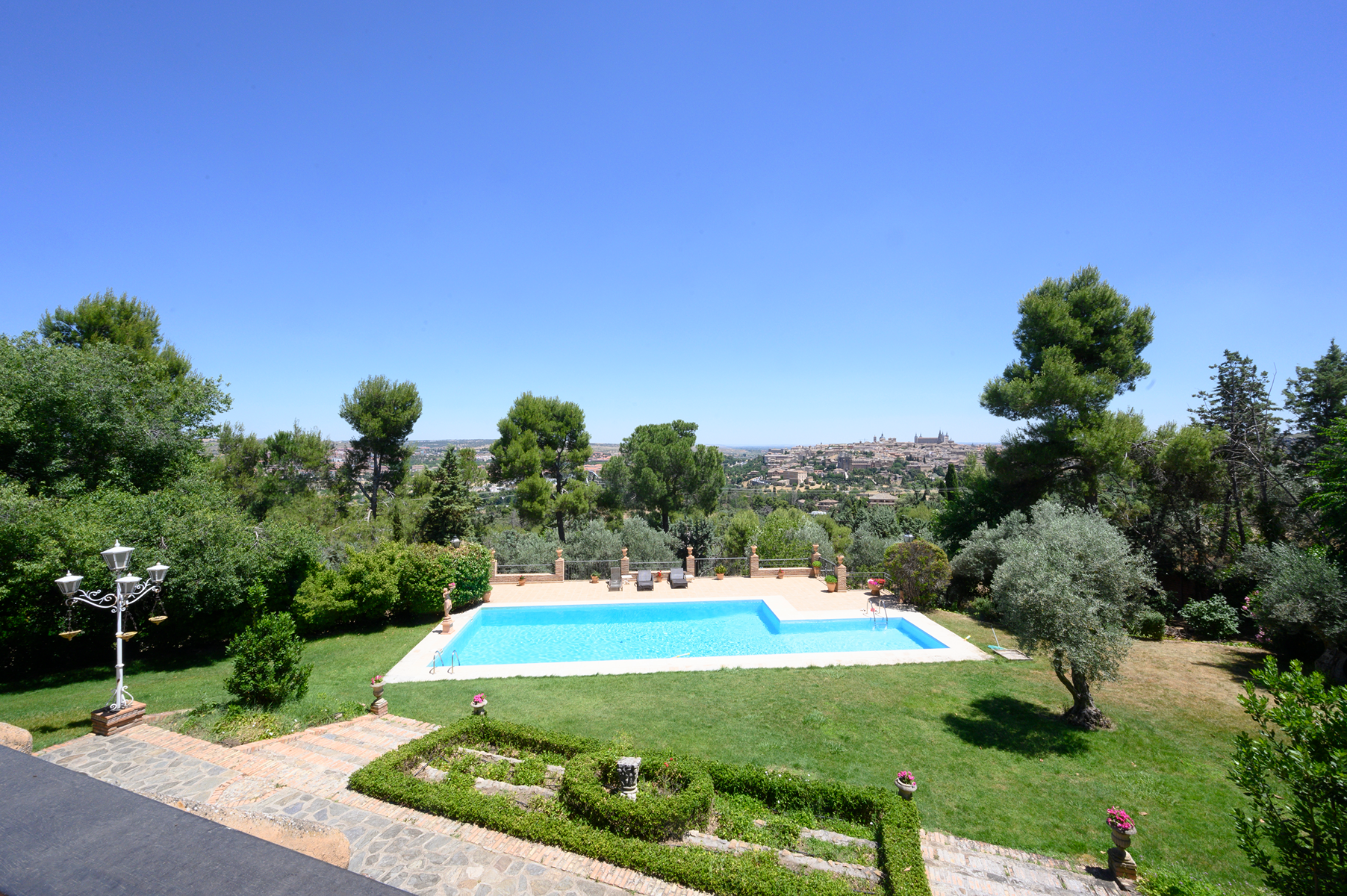  Historic Estate in Toledo with Gardens and Views of the Alcázar - 物件實景