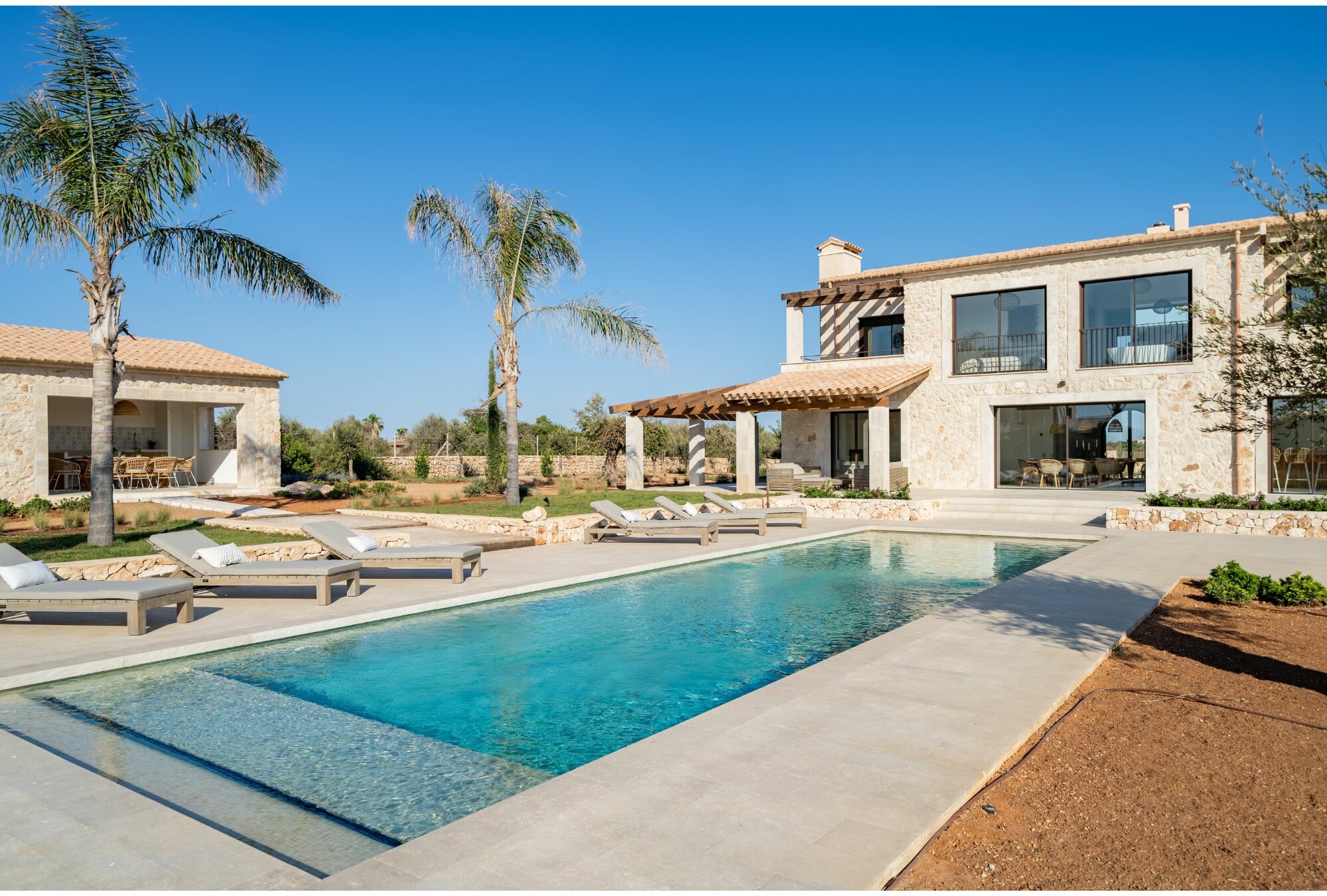  Mediterranean estate with pool in Cala Llombards - 物件實景