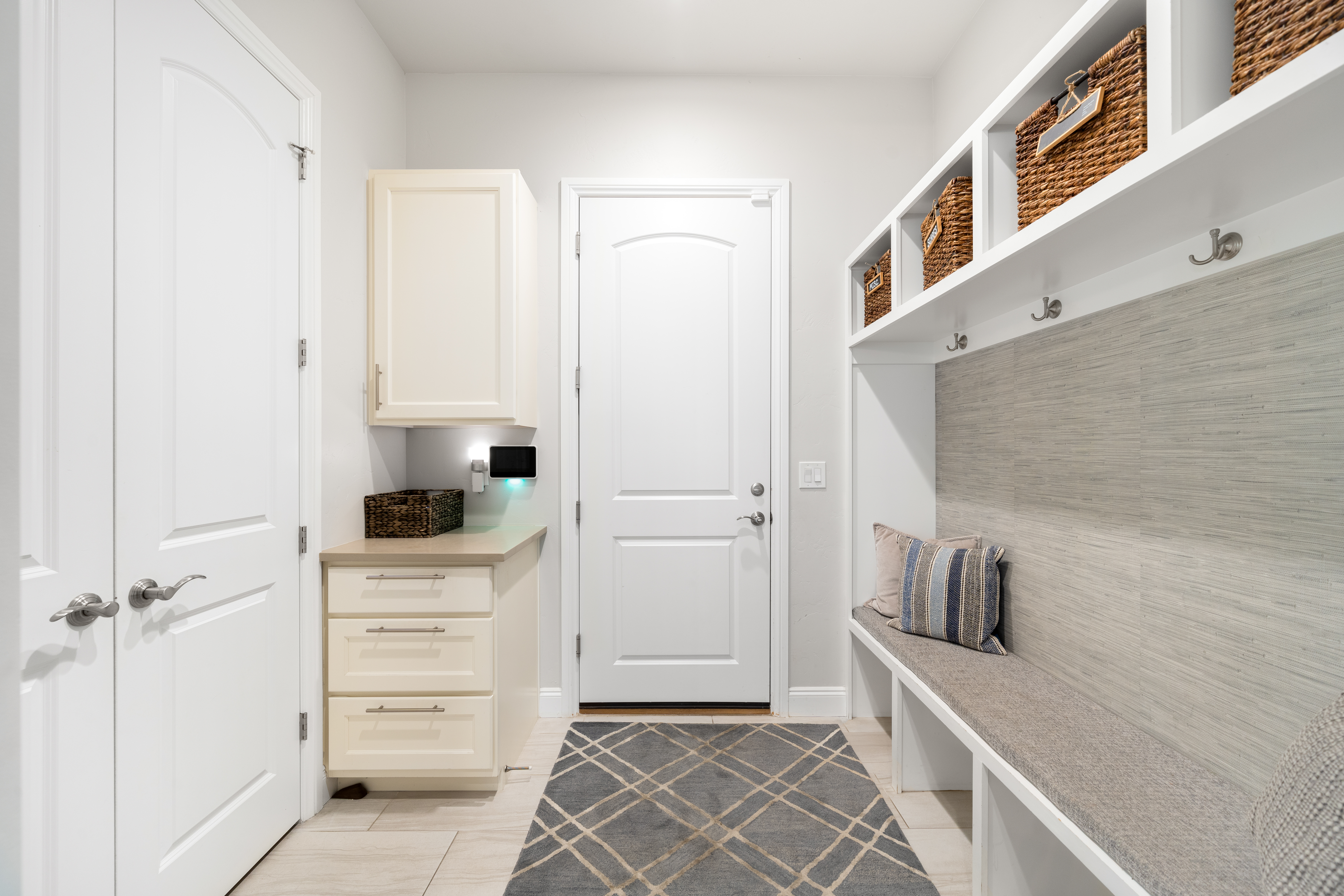  Beautifully upgraded home blends luxury, comfort, and functionality. - 物件實景