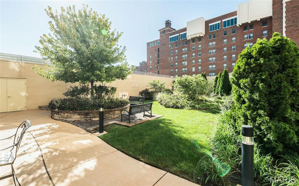 St Louis, Missouri, 63108, United States, 1 Bedroom Bedrooms, ,1 BathroomBathrooms,Residential,For Sale,1826533