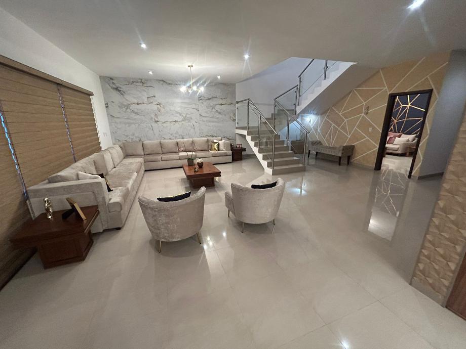 CIRCUITO MONTE ALBAN, Torreón, Coahuila de Zaragoza, 27106, Mexico, 4 Bedrooms Bedrooms, ,4 BathroomsBathrooms,Residential,For Sale,CIRCUITO MONTE ALBAN,1474730