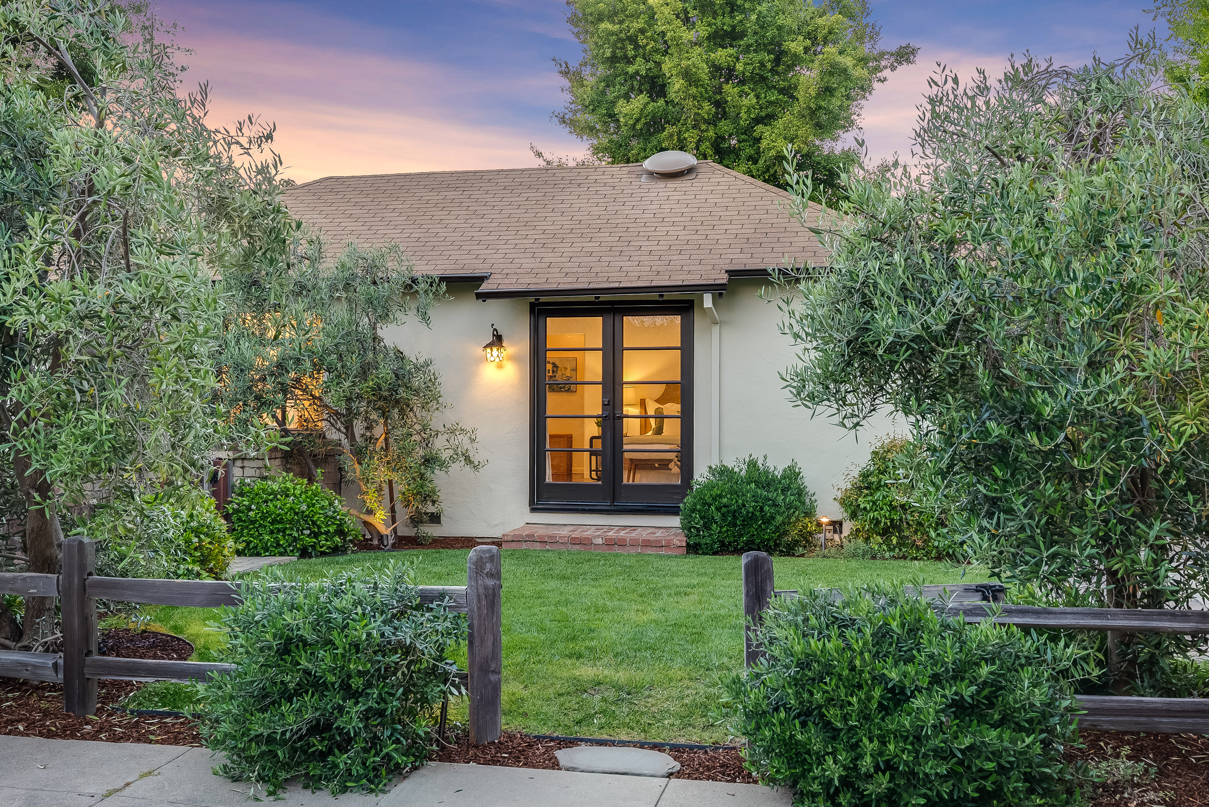  Exceptional Edgewood Park Home - 物件實景