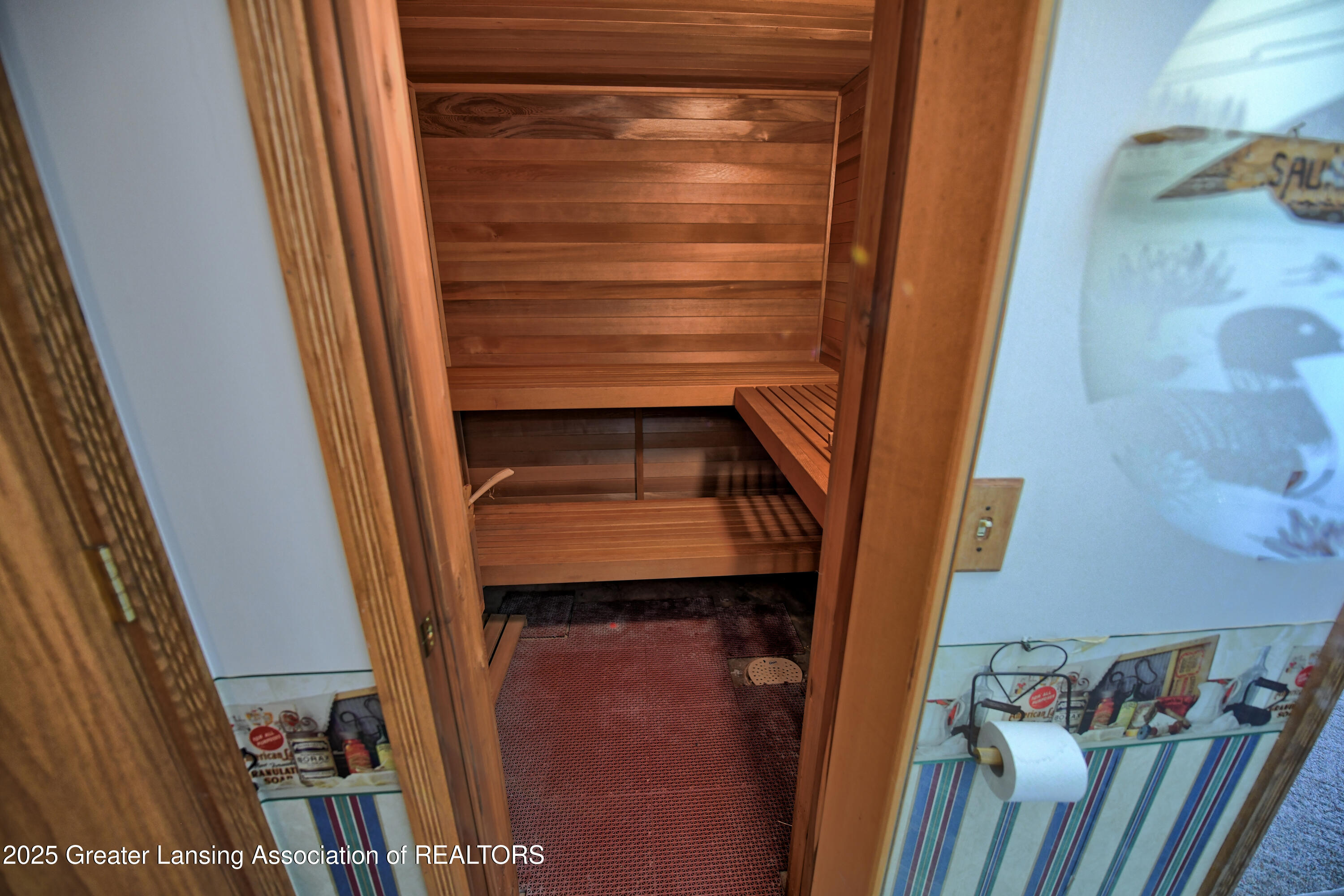Portland, Michigan, 48875, United States, 5 Bedrooms Bedrooms, ,4 BathroomsBathrooms,Residential,For Sale,2031480