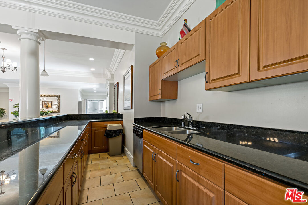 Winnetka, California, 91306, United States, 3 Bedrooms Bedrooms, ,2 BathroomsBathrooms,Residential,For Sale,1919452