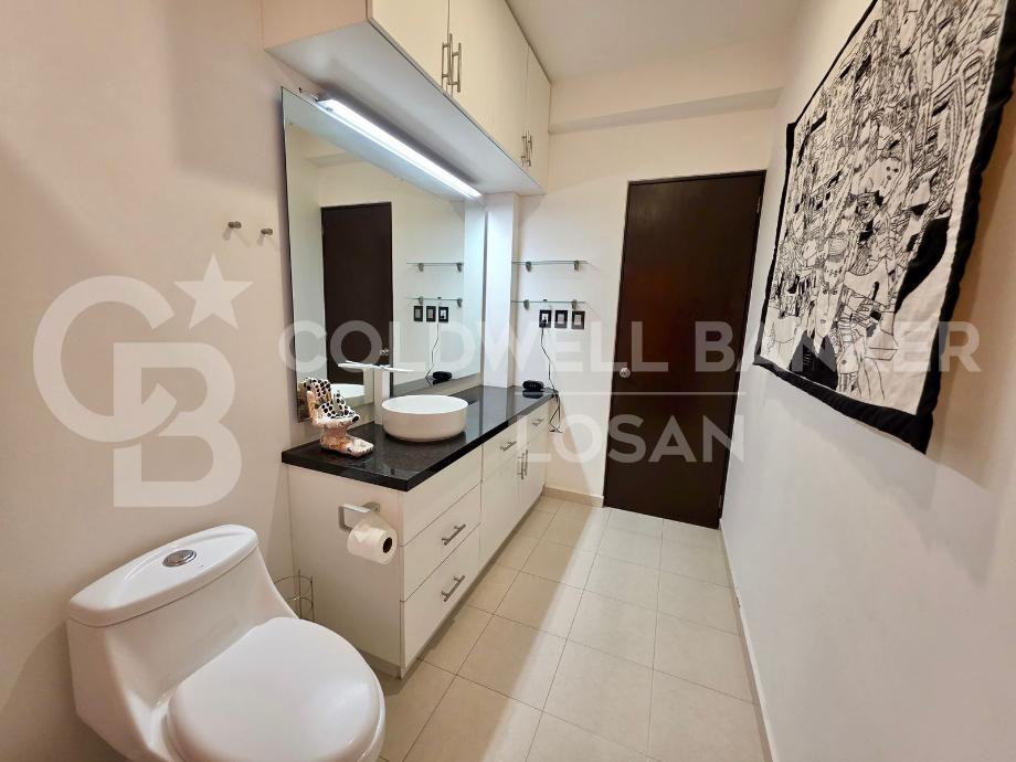 Cuauhtémoc, Ciudad de México, 06350, Mexico, 2 Bedrooms Bedrooms, ,2 BathroomsBathrooms,Residential,For Sale,1926205