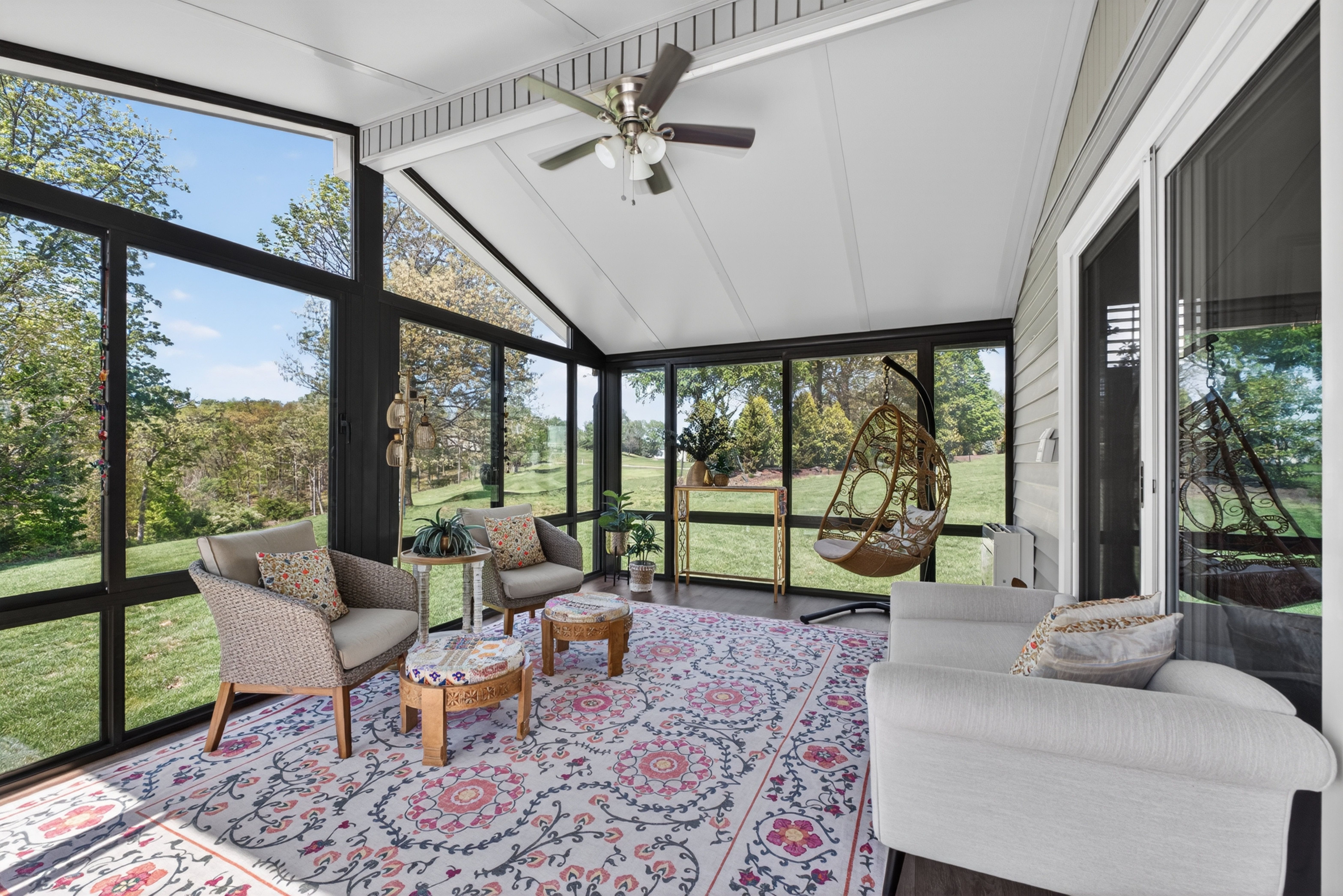  Charming Tapawingo Retreat with Golf Course Views and Modern Upgrades - 物件實景