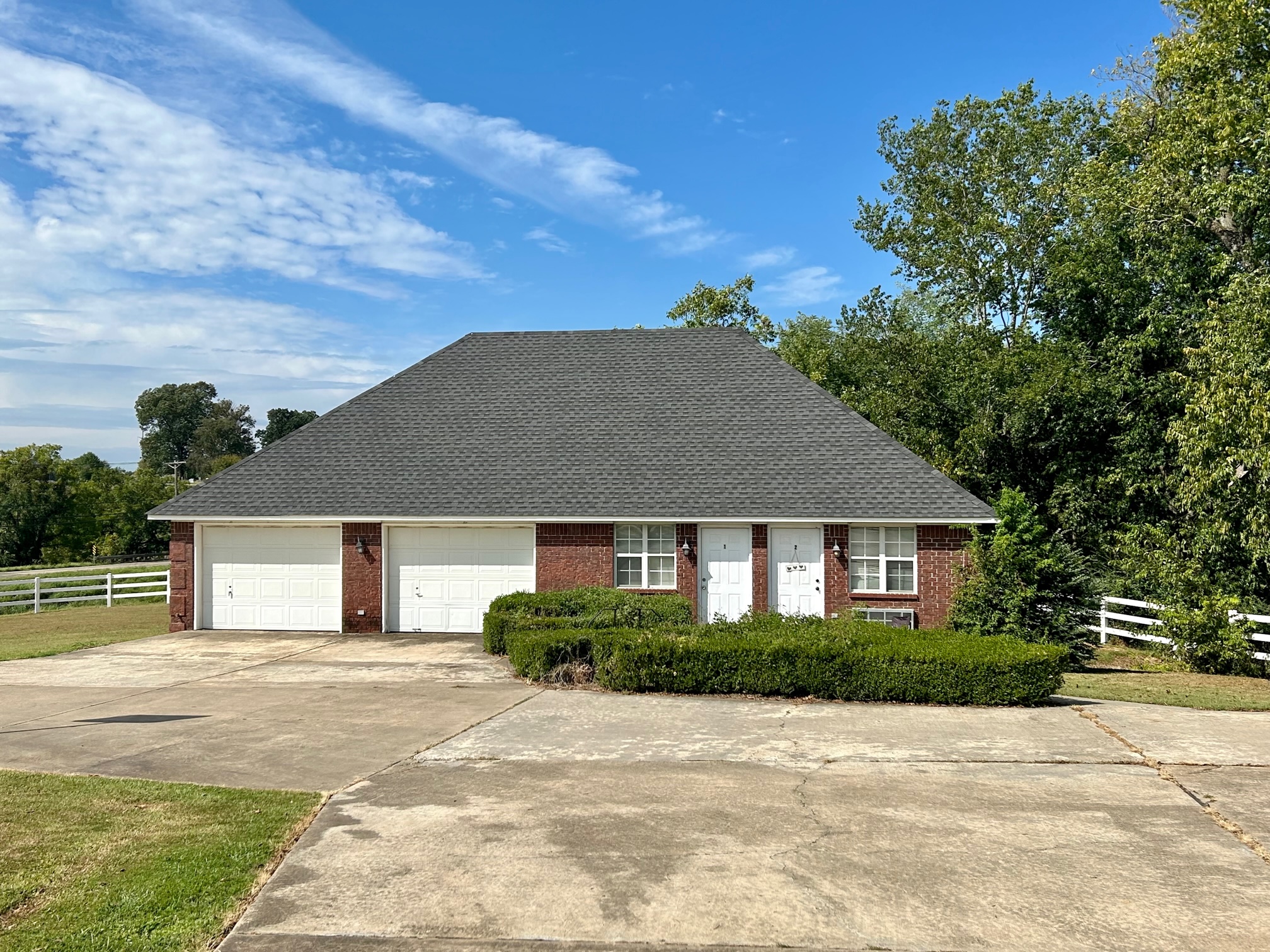 Clarksville, Arkansas, 72830, United States, 5 Bedrooms Bedrooms, ,4 BathroomsBathrooms,Residential,For Sale,1942523