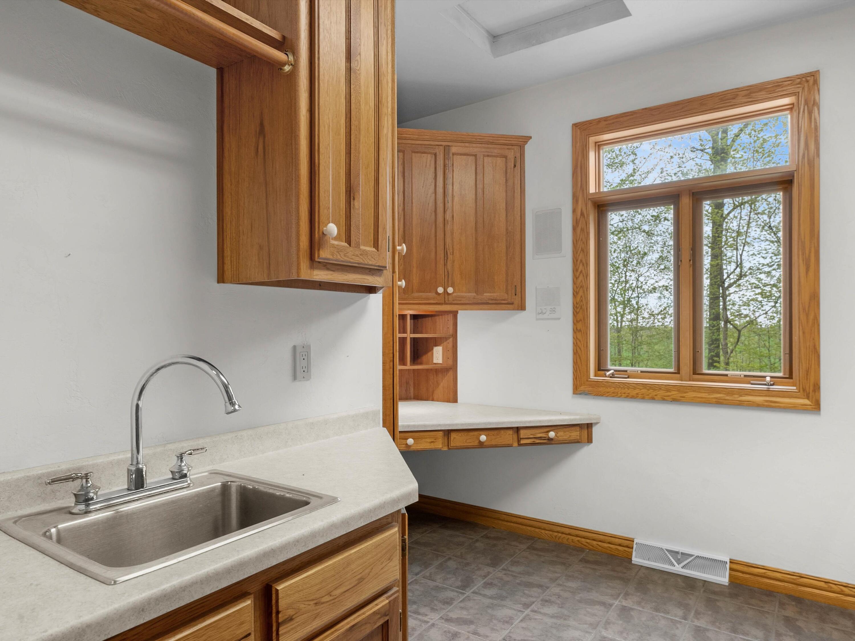Eaton, Wisconsin, 54245, United States, 3 Bedrooms Bedrooms, ,4 BathroomsBathrooms,Residential,For Sale,1926569