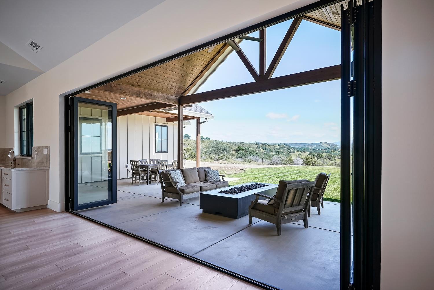 Burson, California, 95225, United States, 4 Bedrooms Bedrooms, ,4 BathroomsBathrooms,Residential,For Sale,2040271