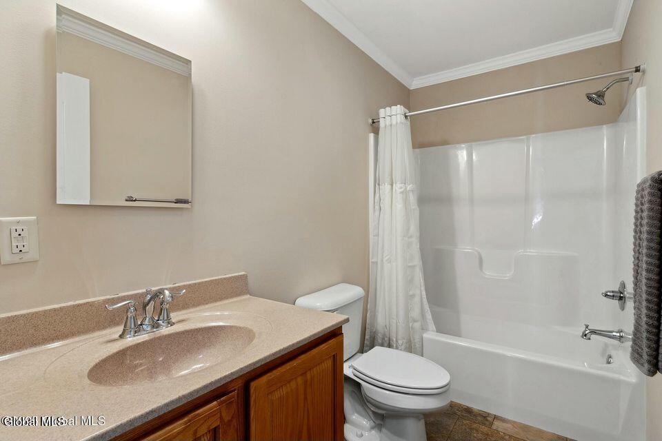Broome, New York, 12122, United States, 4 Bedrooms Bedrooms, ,3 BathroomsBathrooms,Residential,For Sale,1928748