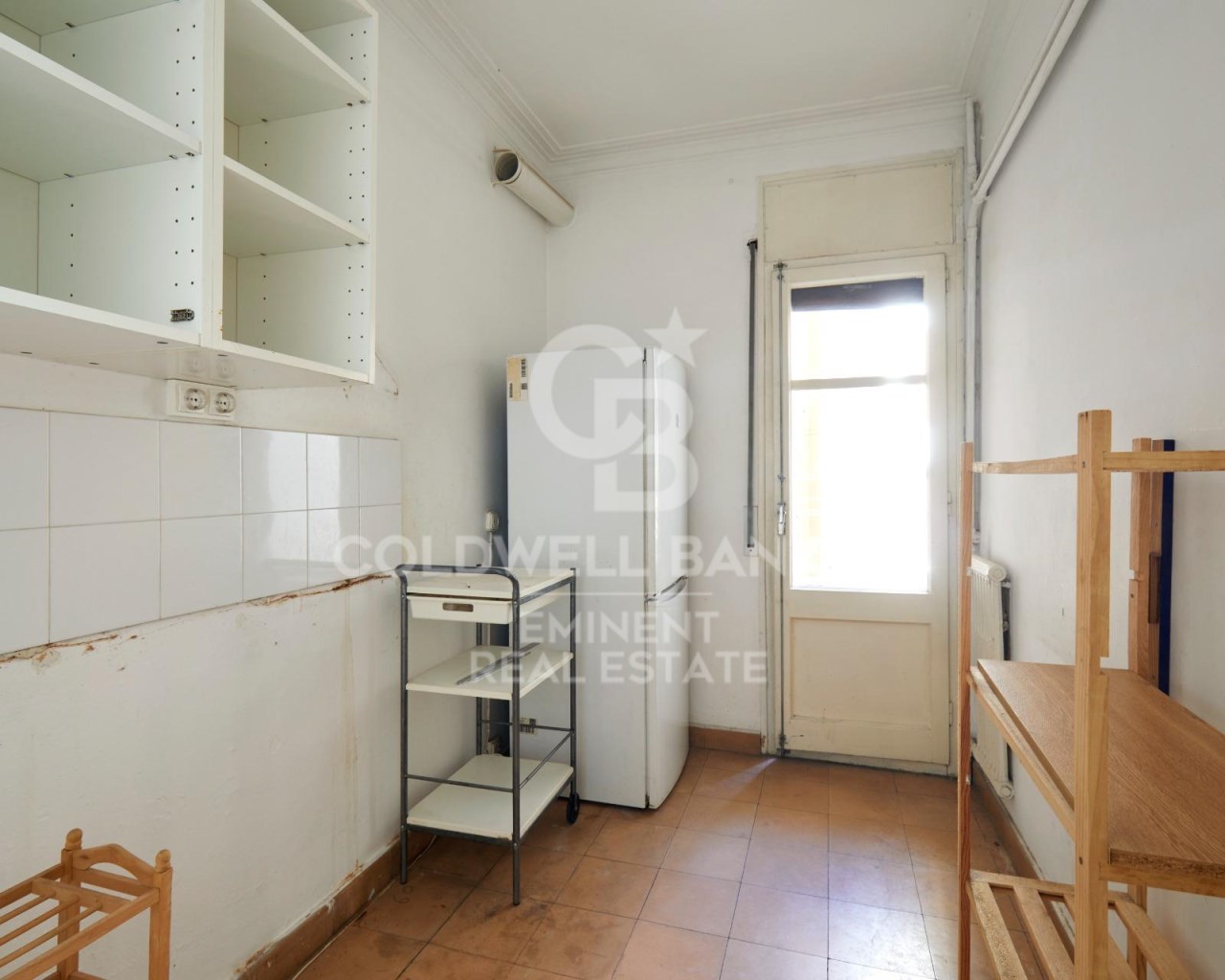 Barcelona, Catalonia, ES, 5 Bedrooms Bedrooms, ,2 BathroomsBathrooms,Residential,For Sale,1784996