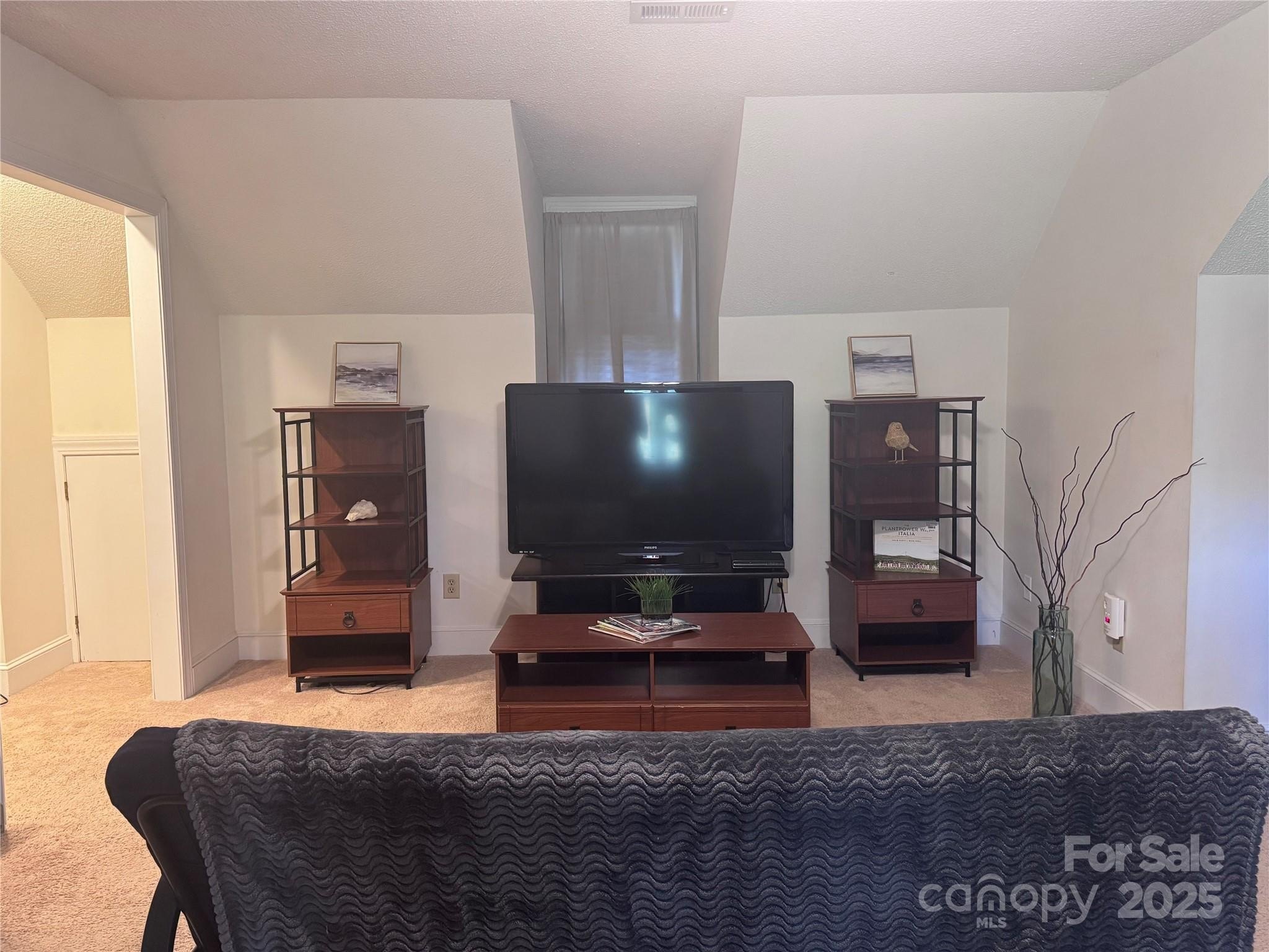 Stanfield, North Carolina, 28163, United States, 3 Bedrooms Bedrooms, ,3 BathroomsBathrooms,Residential,For Sale,1817214