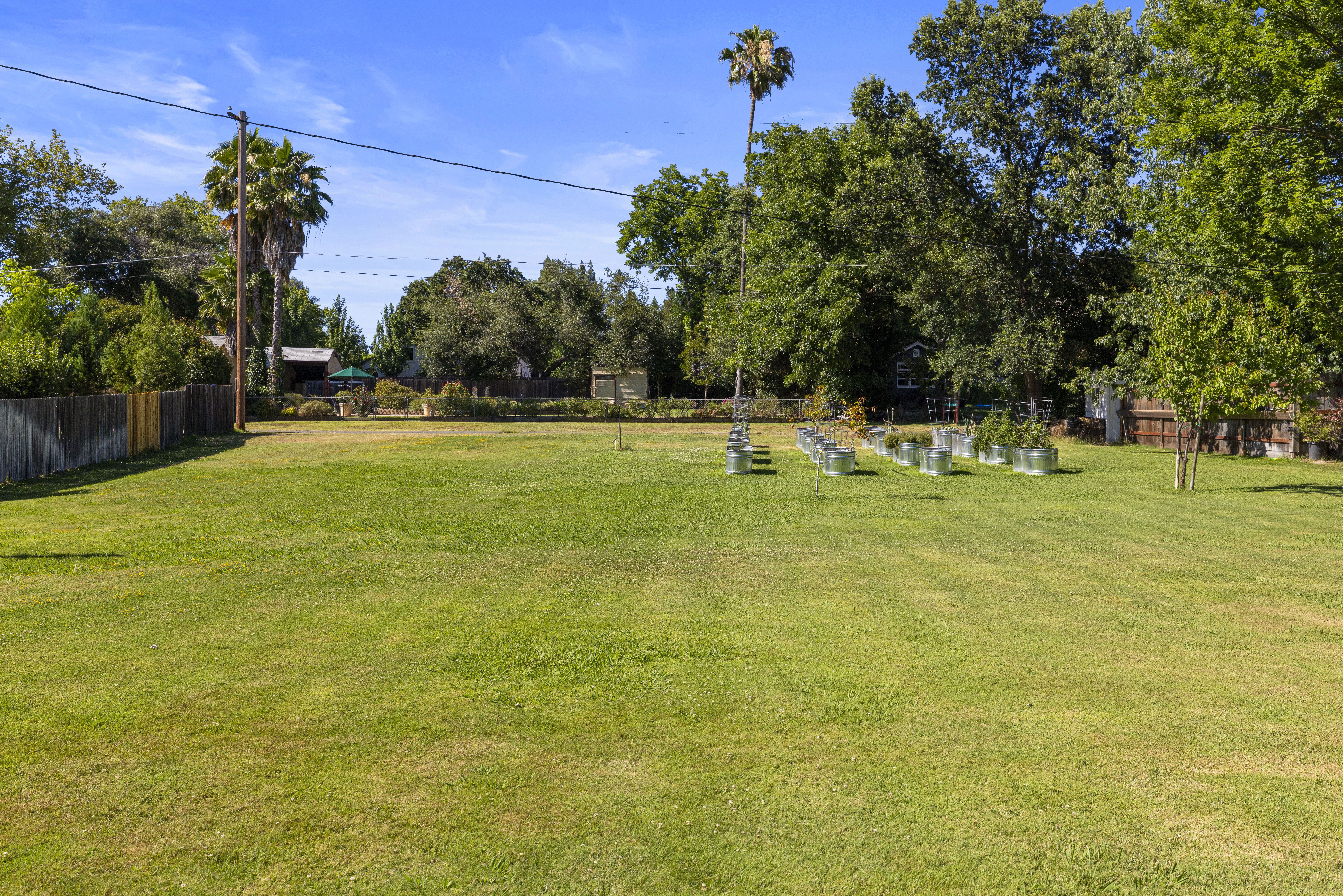  8723 Phoenix Avenue, Fair Oaks, CA 95628 - 物件實景