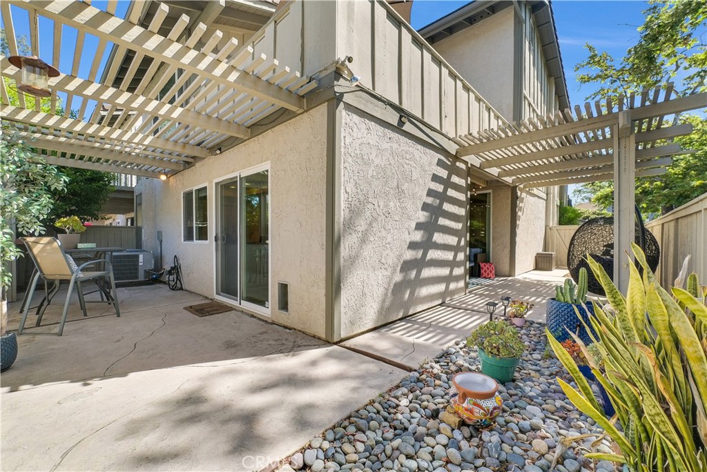 Anaheim Hills, California, 92807, United States, 3 Bedrooms Bedrooms, ,3 BathroomsBathrooms,Residential,For Sale,1940997