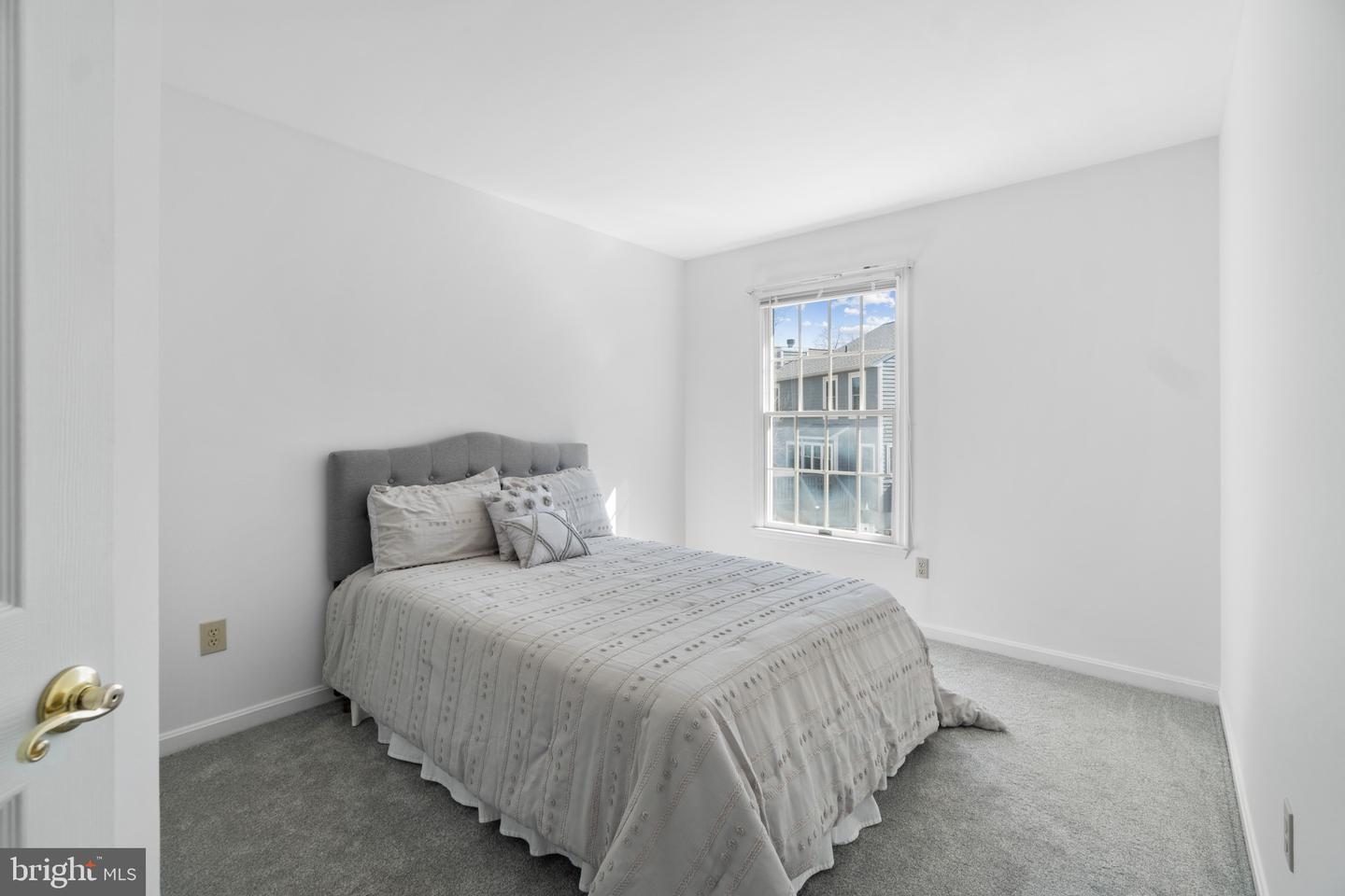 Annapolis, Maryland, 21403, United States, 4 Bedrooms Bedrooms, ,3 BathroomsBathrooms,Residential,For Sale,1925191