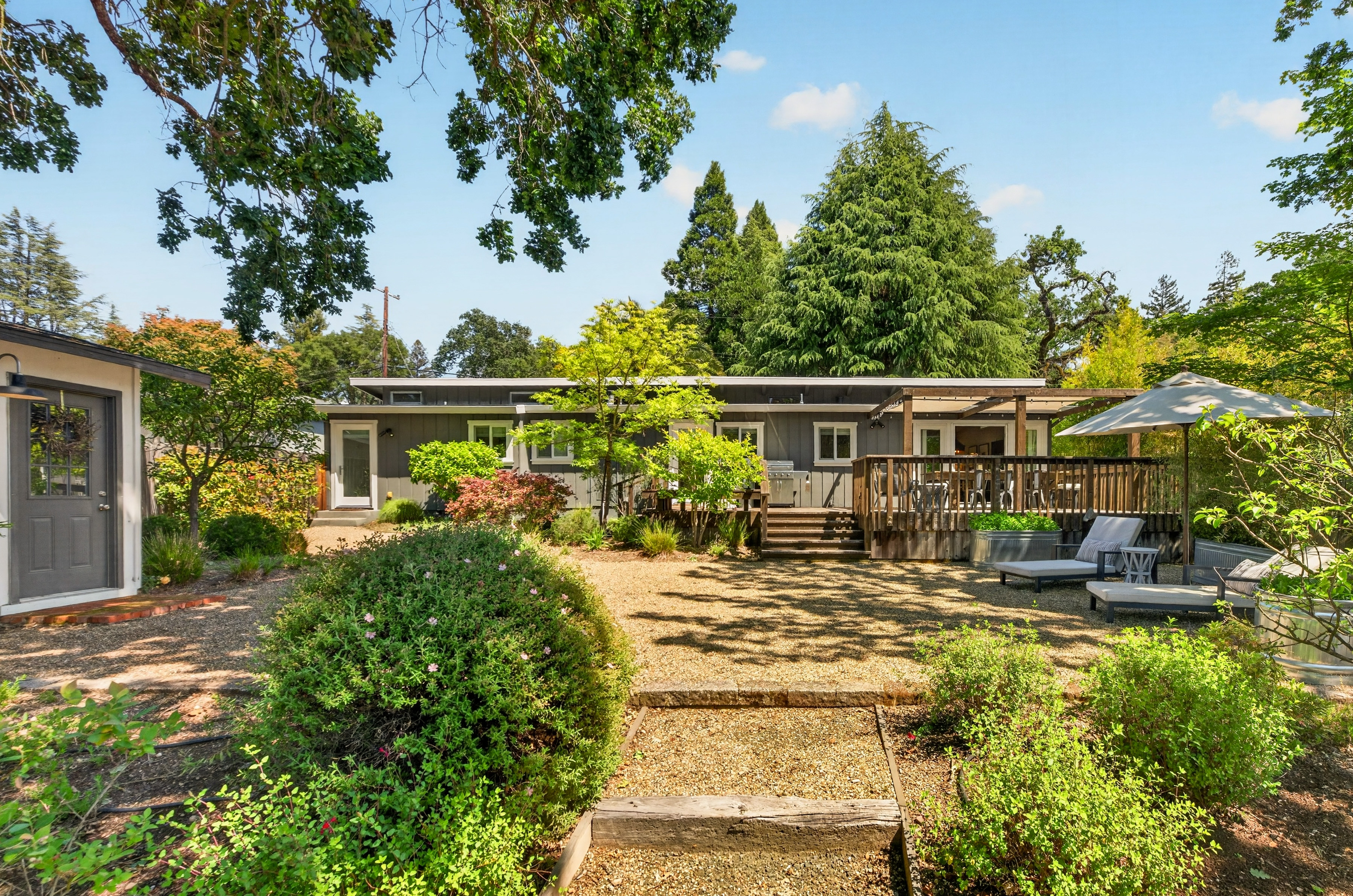  13502 Gibson Street - 物件實景