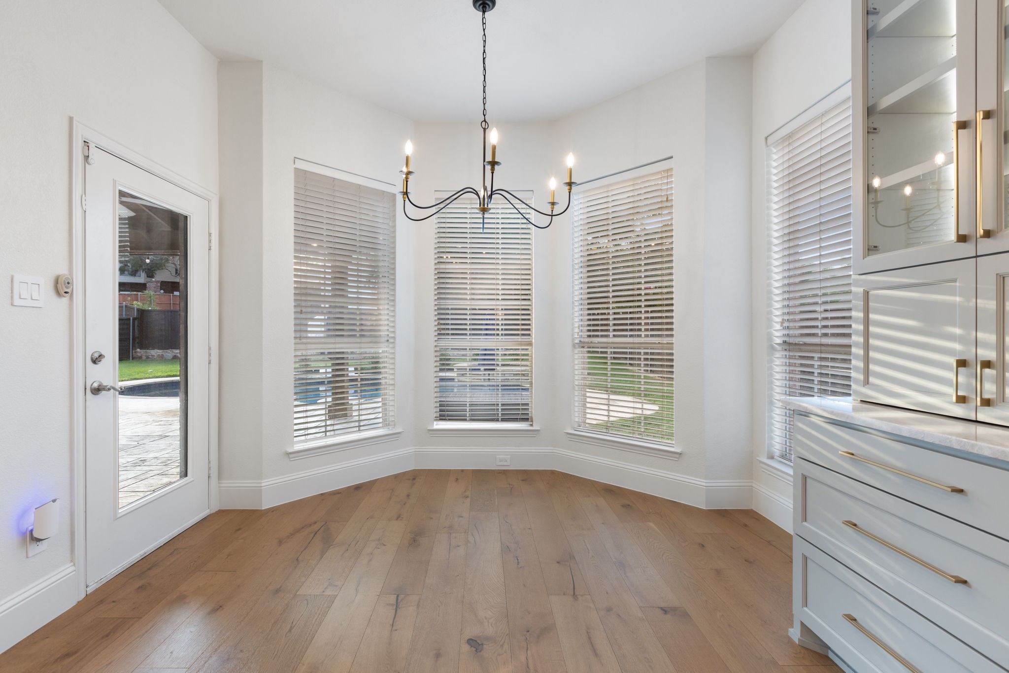 McKinney, Texas, 75072, United States, 4 Bedrooms Bedrooms, ,4 BathroomsBathrooms,Residential,For Sale,1933487