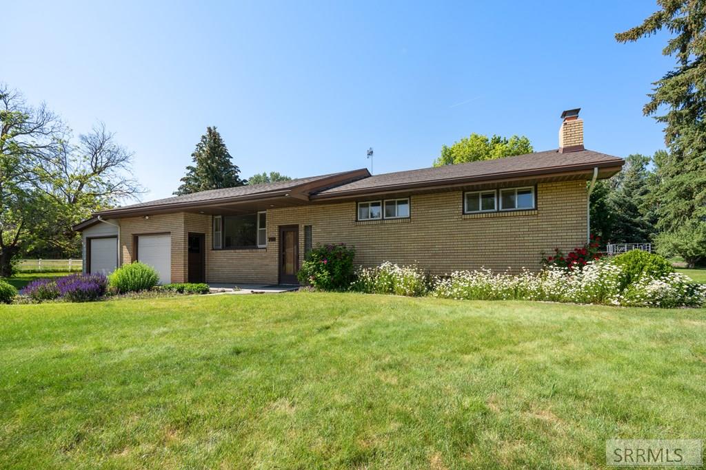 SHELLEY, Idaho, 83274, United States, 4 Bedrooms Bedrooms, ,3 BathroomsBathrooms,Residential,For Sale,1976532