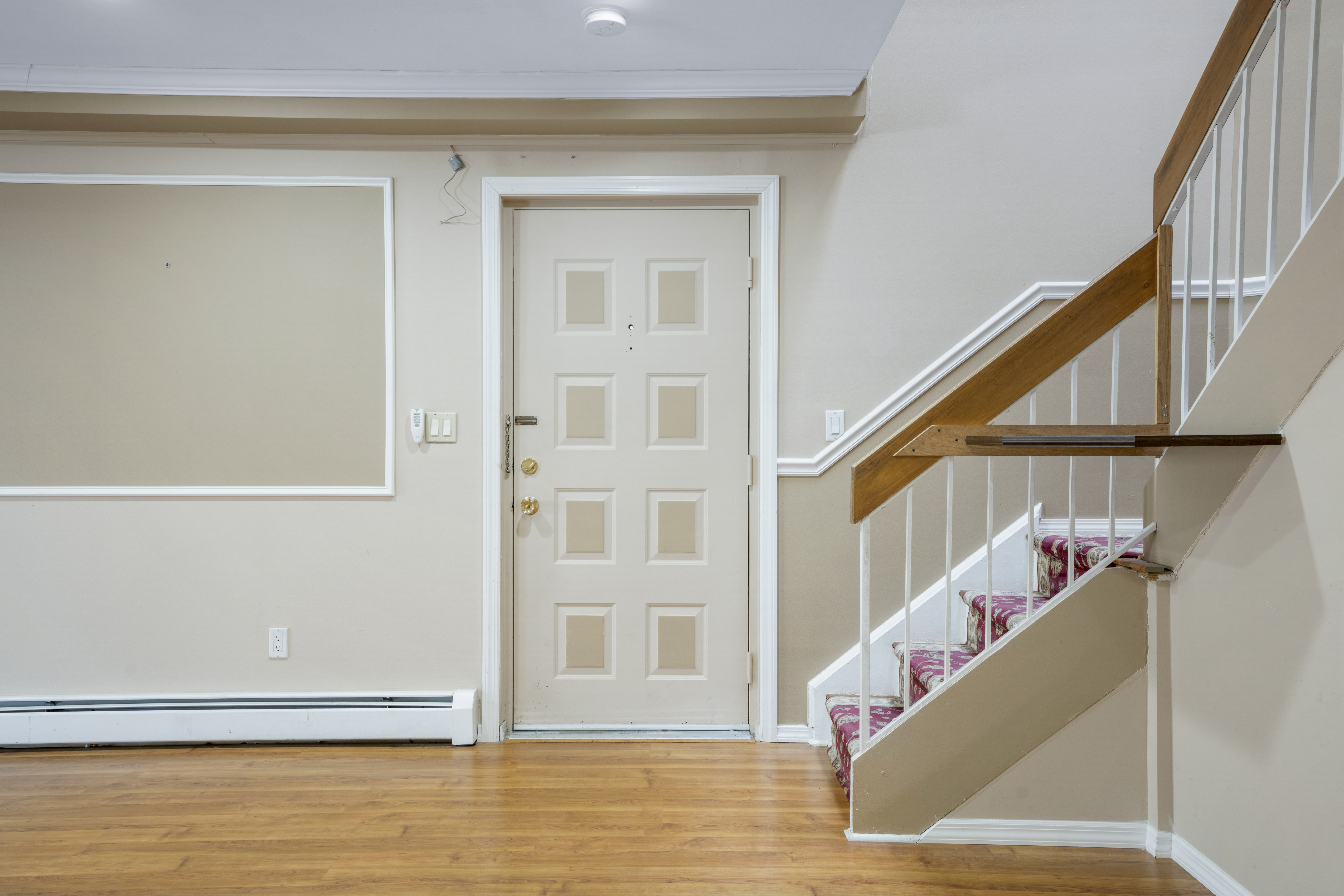  Two-Level Townhouse in White Plains - 物件實景