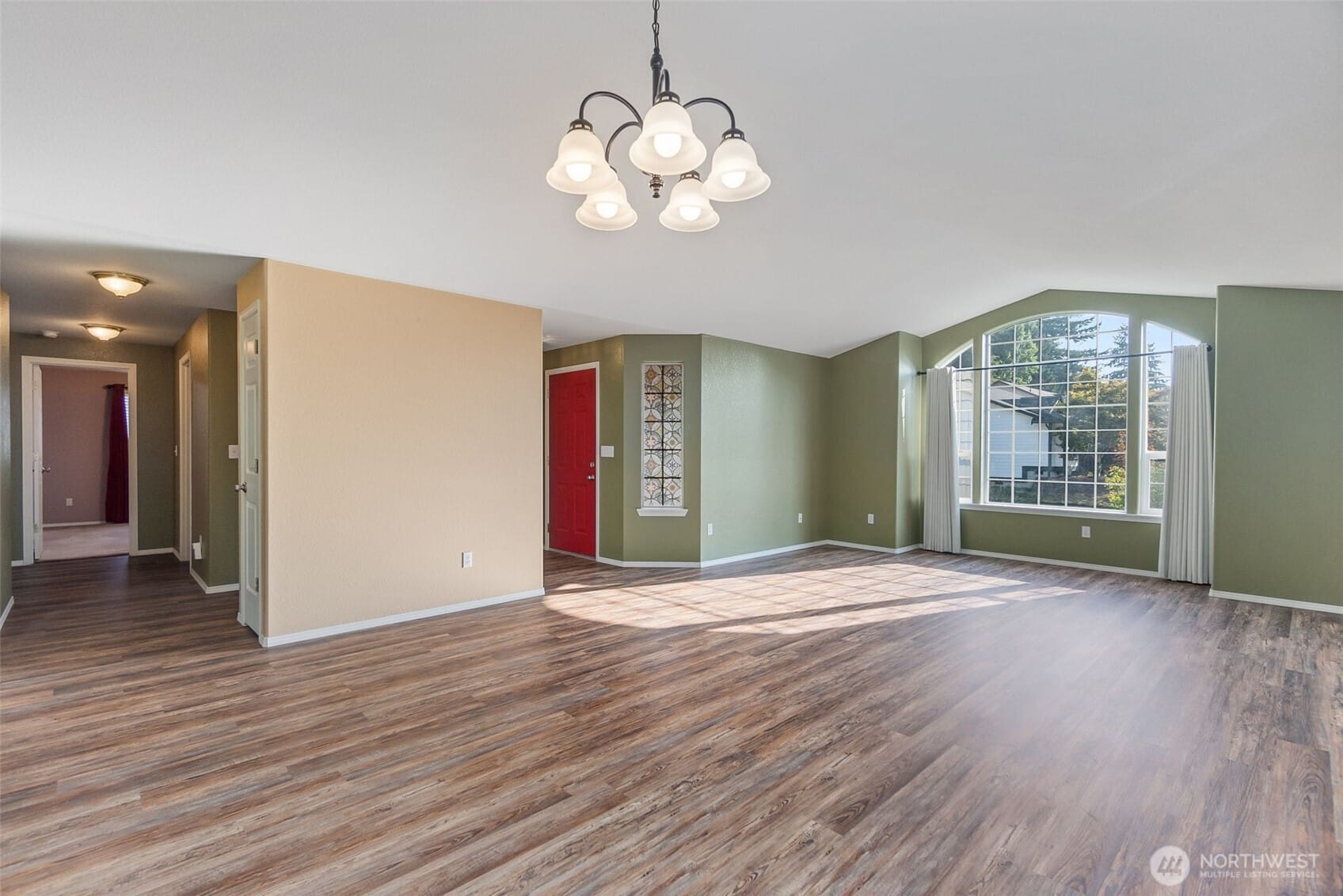 Olympia, Washington, 98501, United States, 3 Bedrooms Bedrooms, ,1 BathroomBathrooms,Residential,For Sale,1939263
