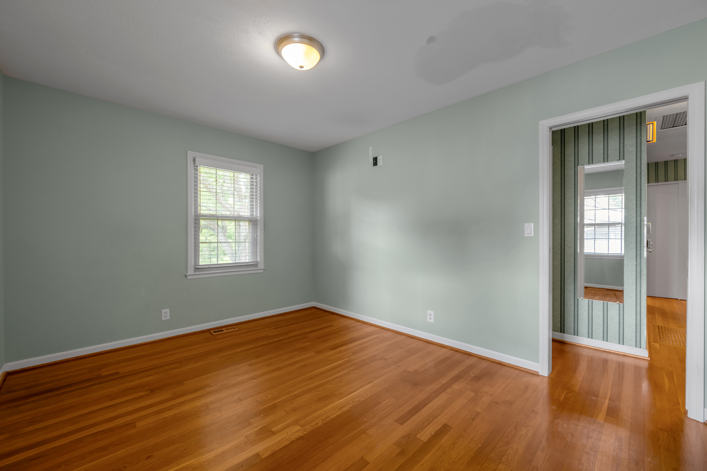  3418 Greentree Road - 物件實景