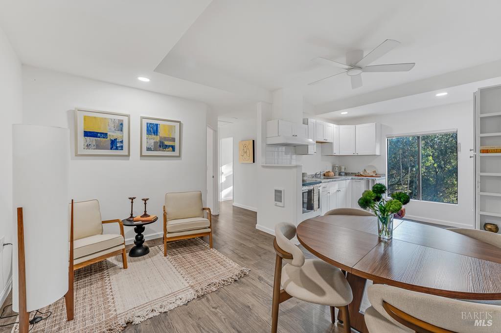 Sebastopol, California, 95472, United States, 3 Bedrooms Bedrooms, ,3 BathroomsBathrooms,Residential,For Sale,1938553